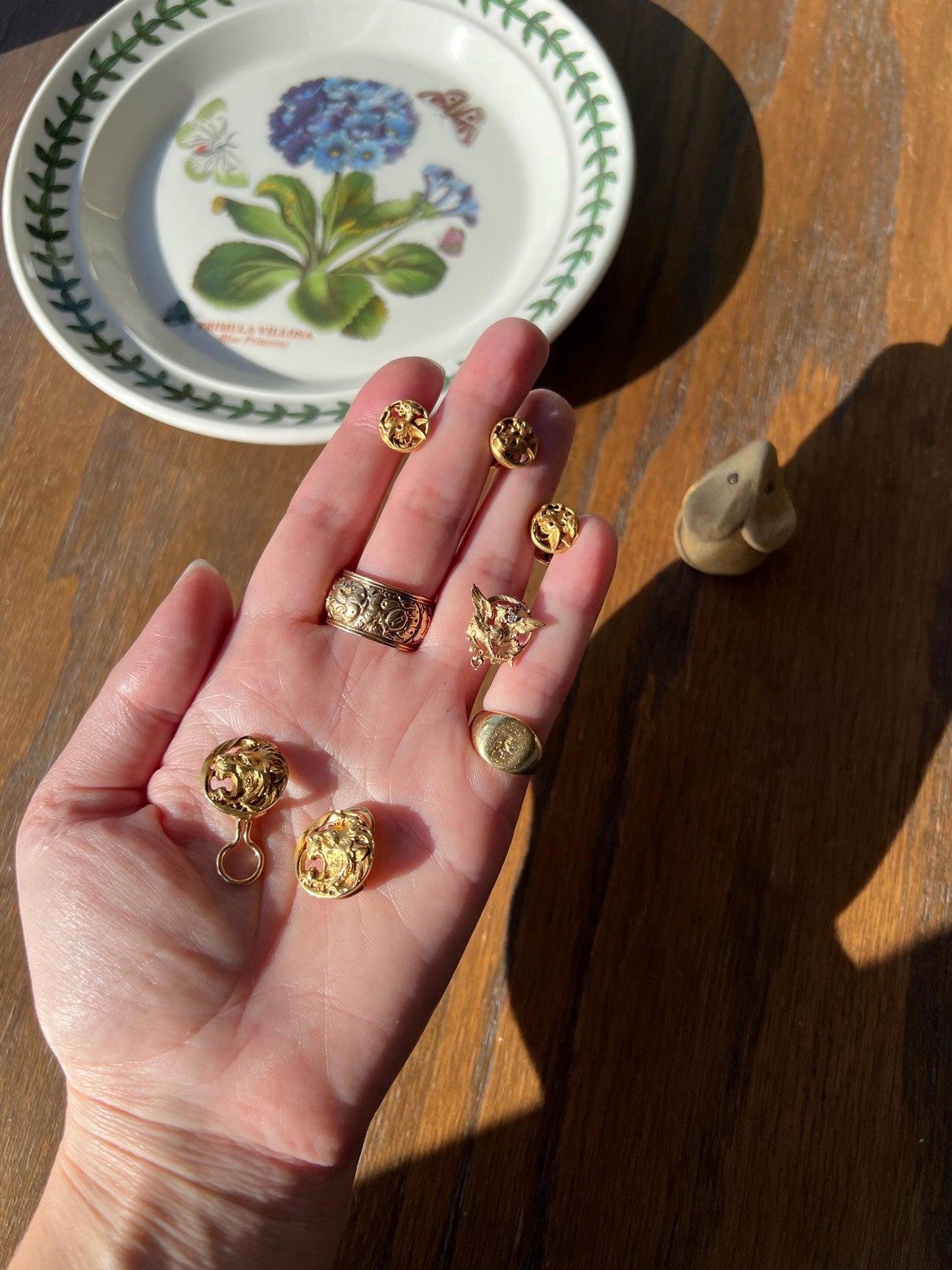 XL Antique FLORAL Embossed French Georgian Victorian Era Eternity Band 11mm Wide Ring 18k Gold Wedding Stacker Romantic Gift Flower Domed