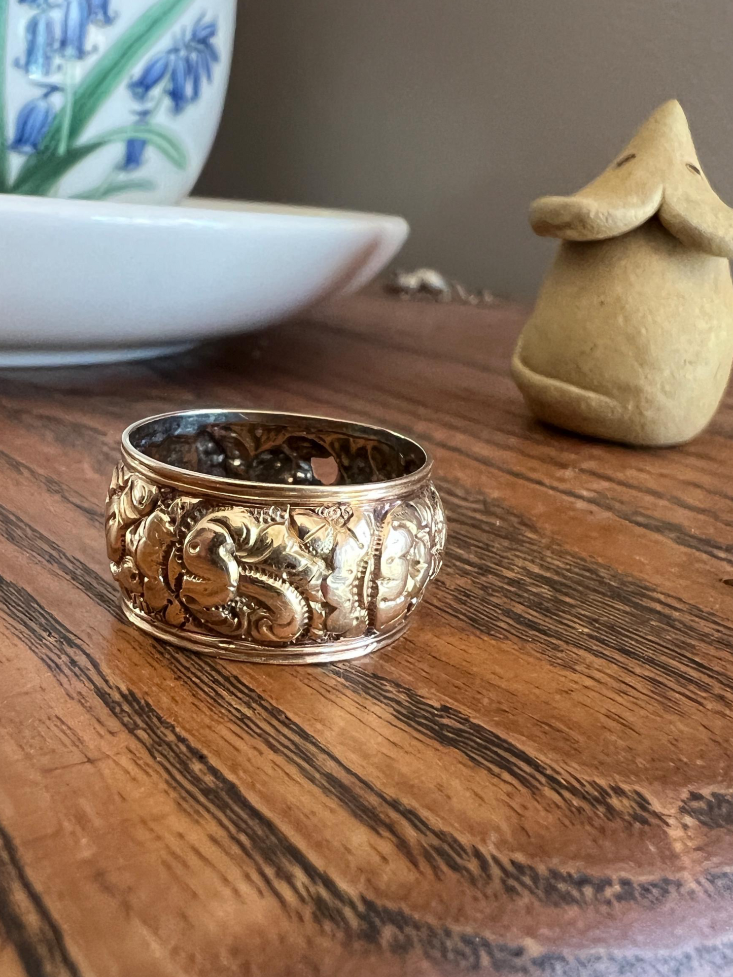 XL Antique FLORAL Embossed French Georgian Victorian Era Eternity Band 11mm Wide Ring 18k Gold Wedding Stacker