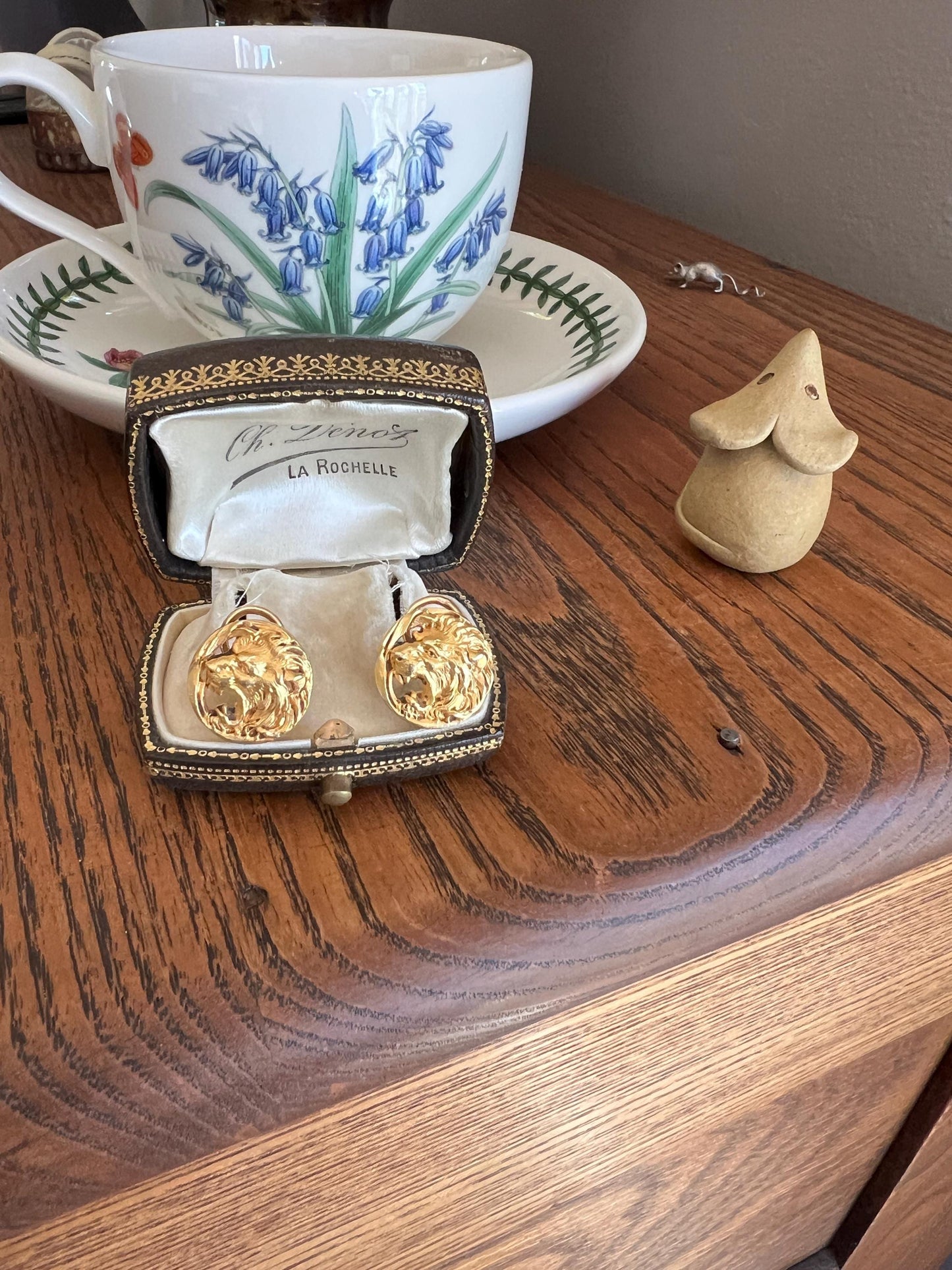 ROAR! Antique LION Figural Animal EARRINGS 8.8g 18k Gold Head Face Sturdy Clip On or Pendant Charm Studs French Vintage 3D Heavy Chunky Stud