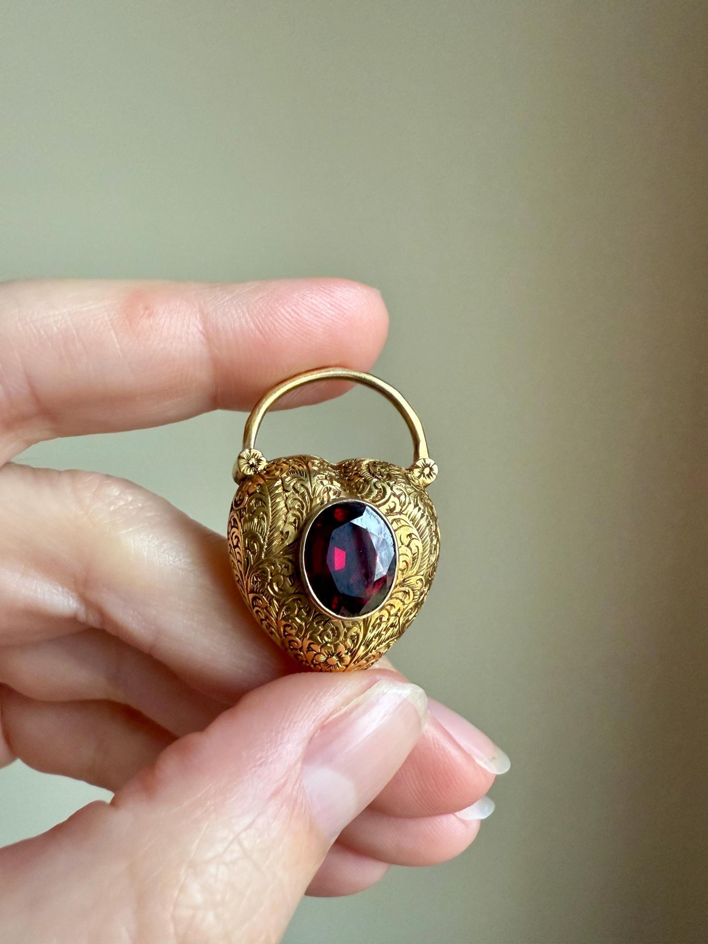 HEART Victorian PADLOCK Antique GARNET 10k Gold Solid Pendant Locket Back Figural Romantic Gift Love Neckmess Etched Reversible Puffy