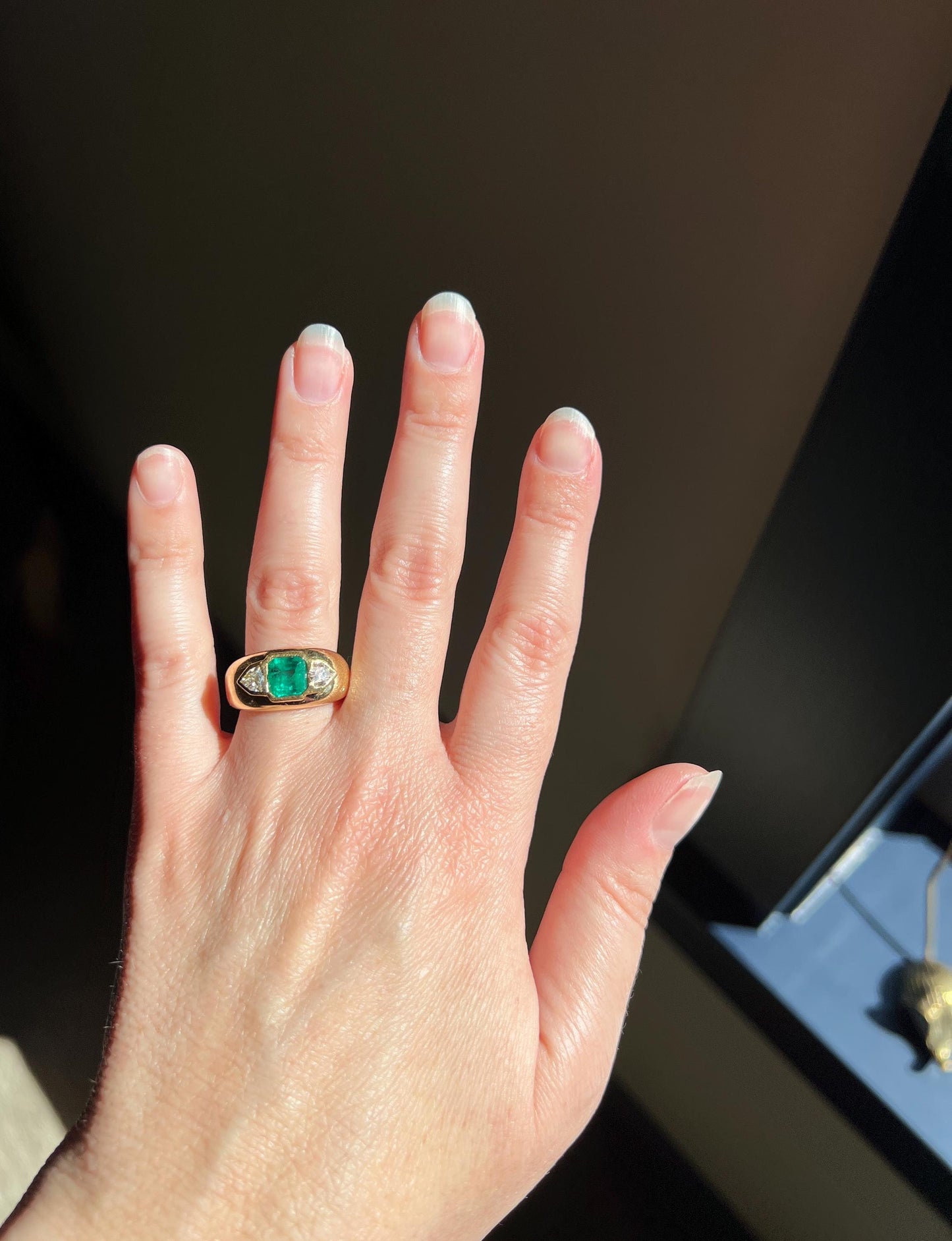 HEXAGON SHIELD Diamond Green EMERALD Chunky Vintage Three Stone Gypsy Ring French 18k Gold Wide Band Natural Geometric Unique Trillion Heavy