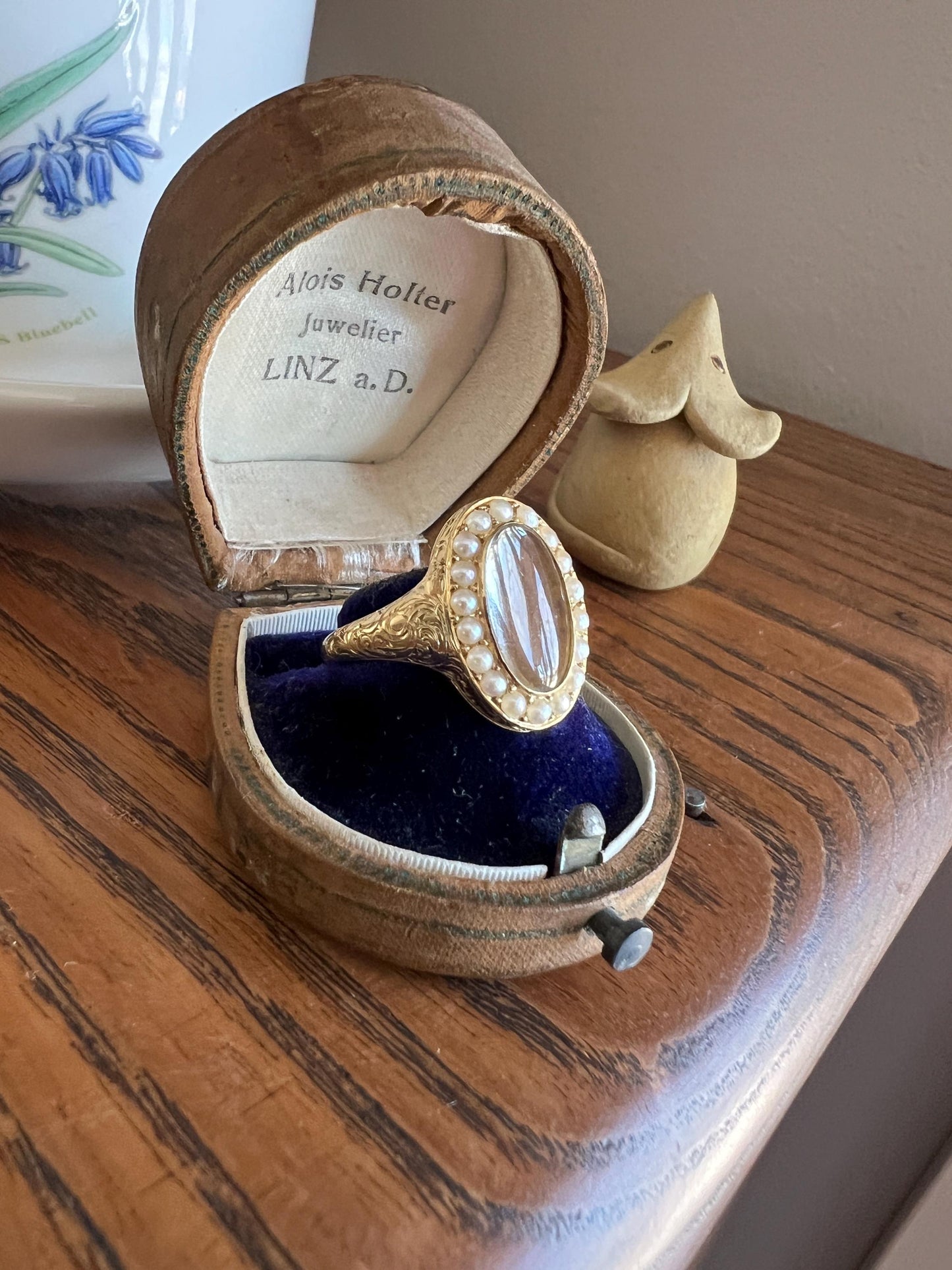 LOCKET Back Ring 18k Gold PEARL Halo Magnifying Lens Ornate 3D Hand Engraved OPENS Hinged Compartment Band Romantic Gift Love Token Scrolled