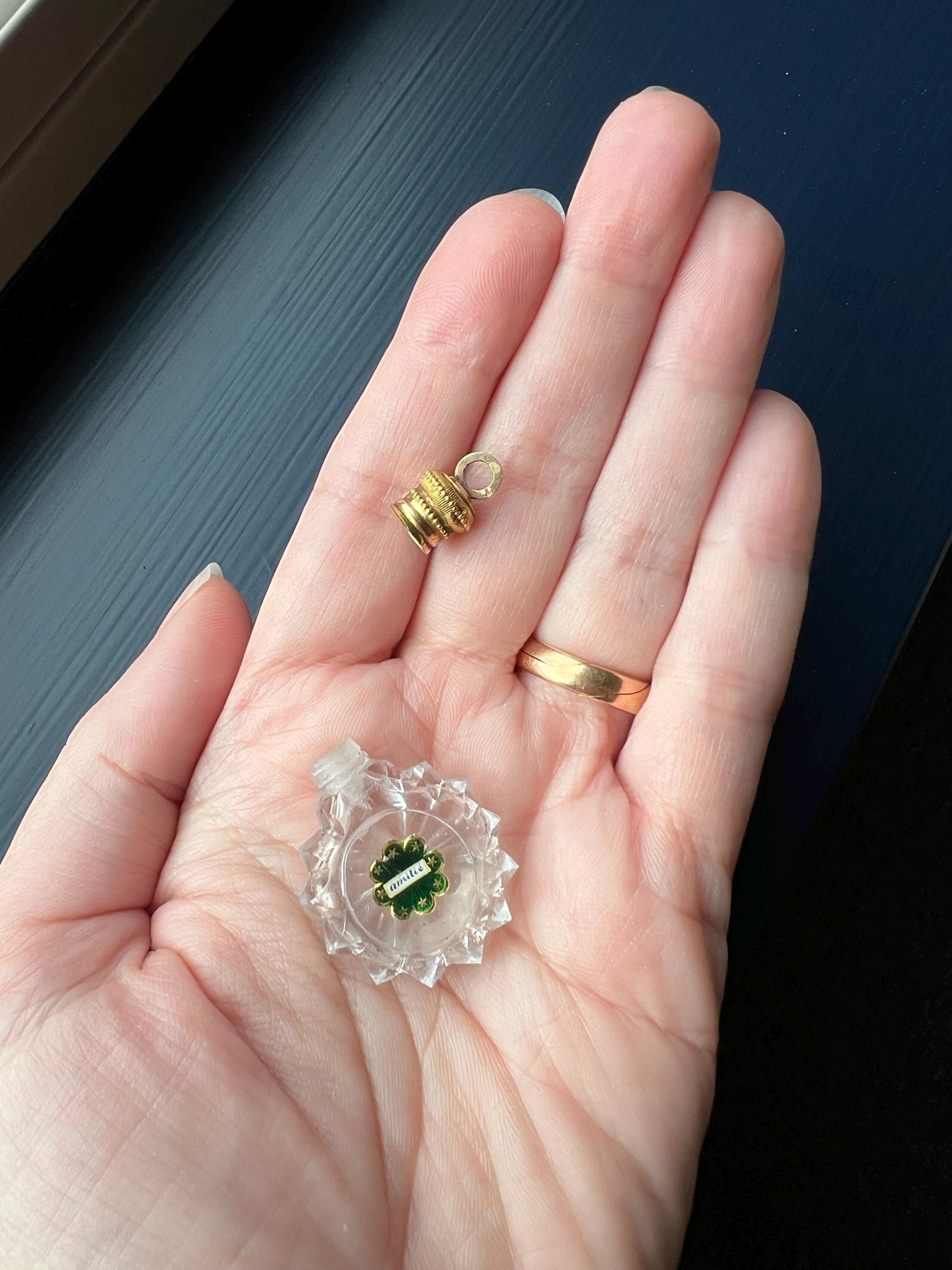AMITIE Friendship Antique GEORGIAN Era 18k Gold Glass Perfume PENDANT French Chatelaine Vinaigrette Scent Bottle Green Ornate Shaker Locket