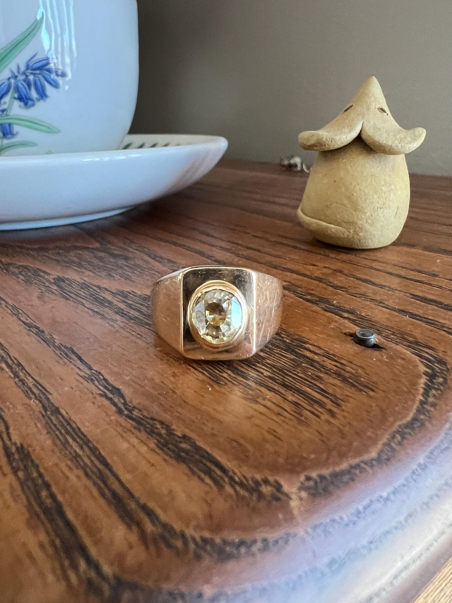 Chunky YELLOW SAPPHIRE French Vintage Art Deco Pale Canary Oval 18k Gold Ring CHUNKY Wide Band Signet Unisex Man or Stacker Rectangle Band