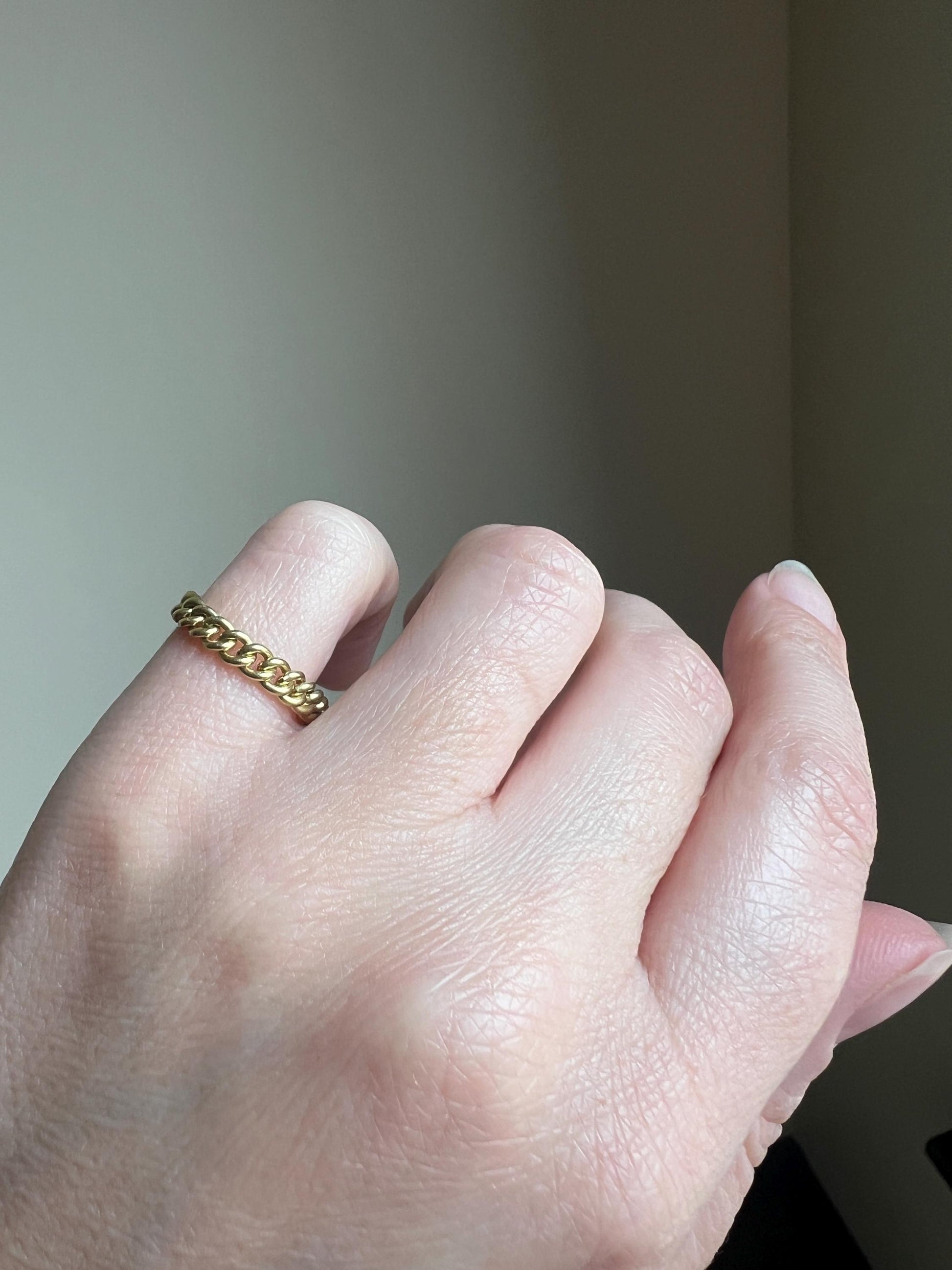 CURB CHAIN RING French Vintage Stacker Band Ring 18k Gold Flexible Texture Eternity Pinky Midi Buttery Glow Cuban Minimalist Gift Unisex Man