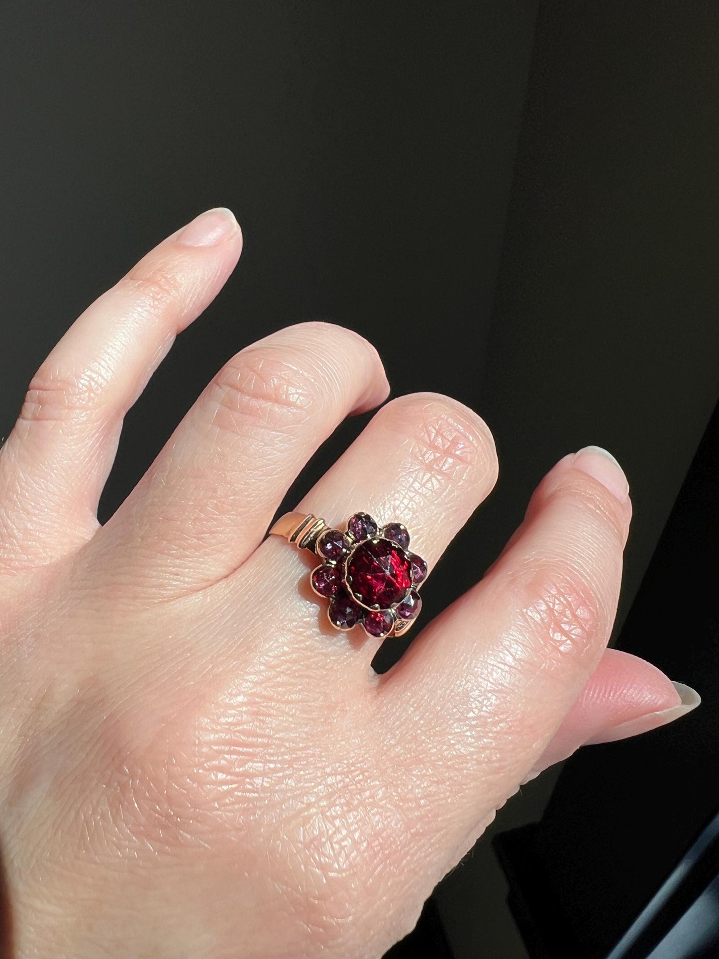 Perpignan GARNET Almandine Cluster Ring French VICTORIAN Era Hallmark 18k Gold Floral Daisy Glowing Berry Pink Purple Red Romantic Gift