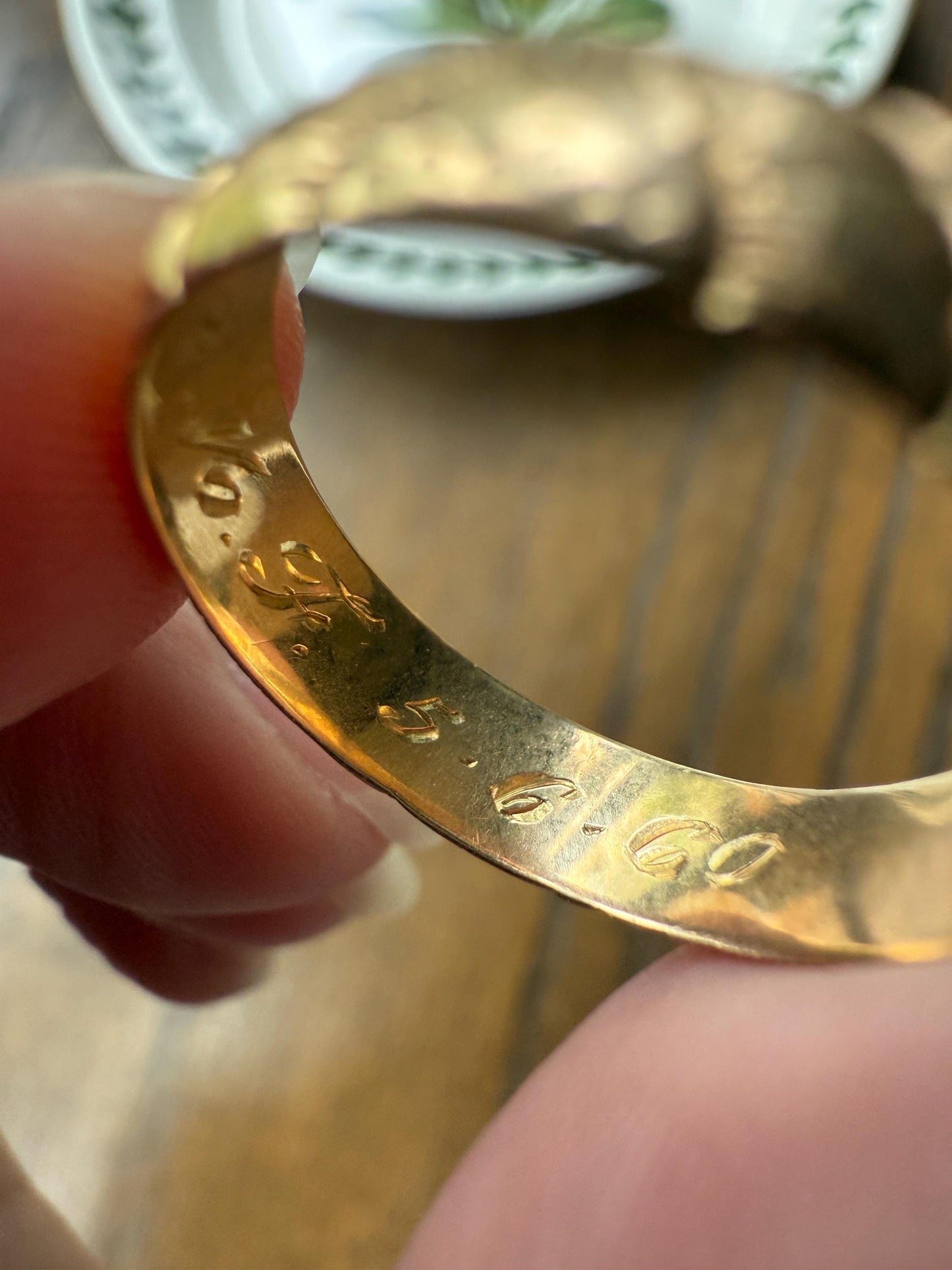 Dated FLORAL Embossed 5mm Scrolled Vintage c1960 Wedding Band 18k Gold Solid Eternity Ring Ornate Engraved Stacker Love Gift Victorian Style