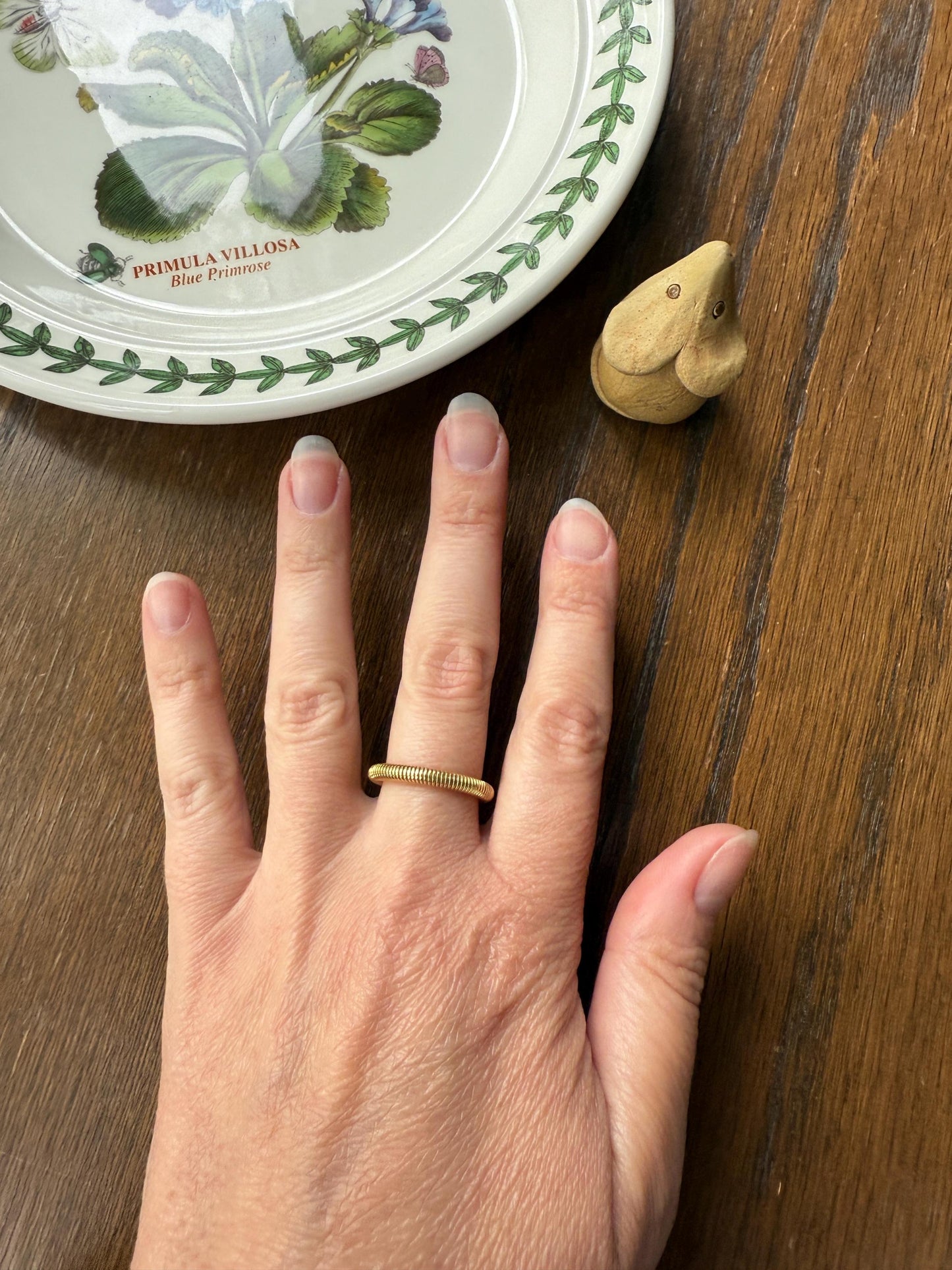 Coiled "Spring" DONUT Band 5.2g 18k Gold Vintage Textured Stacker Wedding Eternity Ring Chunky Round Tube Lined Ribbed Minimalist Retro