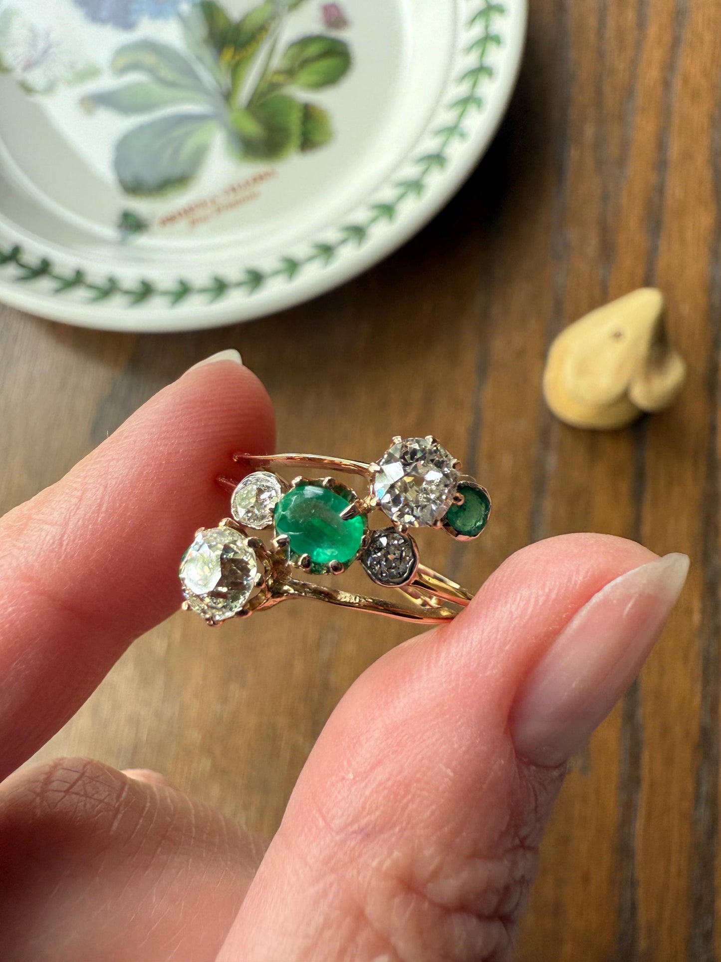 Antique EMERALD 1.4 Carat Old Mine Cut DIAMOND Angled Cluster Ring Chunky White Victorian 18k Gold Two Levels Double Bands Green Gift OMC