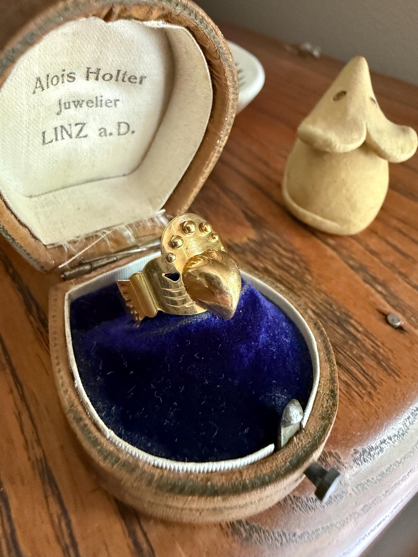 Antique Crowned Puffy Heart Bague de Foi French Regional Ring Fede Hands Ball Rivets 18k GOLD Folk Victorian Wide Band Love Figural Gift