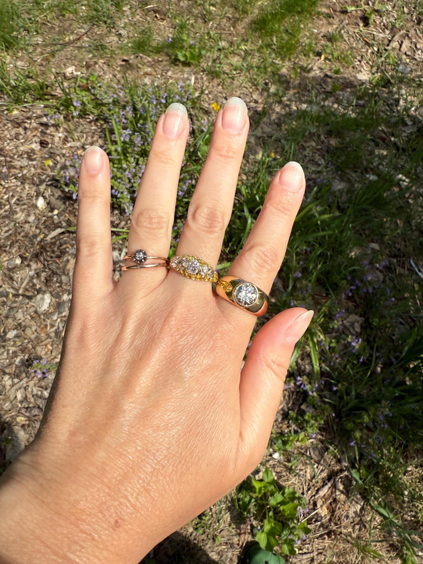 Most Ornate Victorian Antique Chunky Five Stone 1.8 Carat Old Mine Cut Diamond Band 18k Gold Ring Stacker Crown Prongs Scrolled 1.8Tcw OMC
