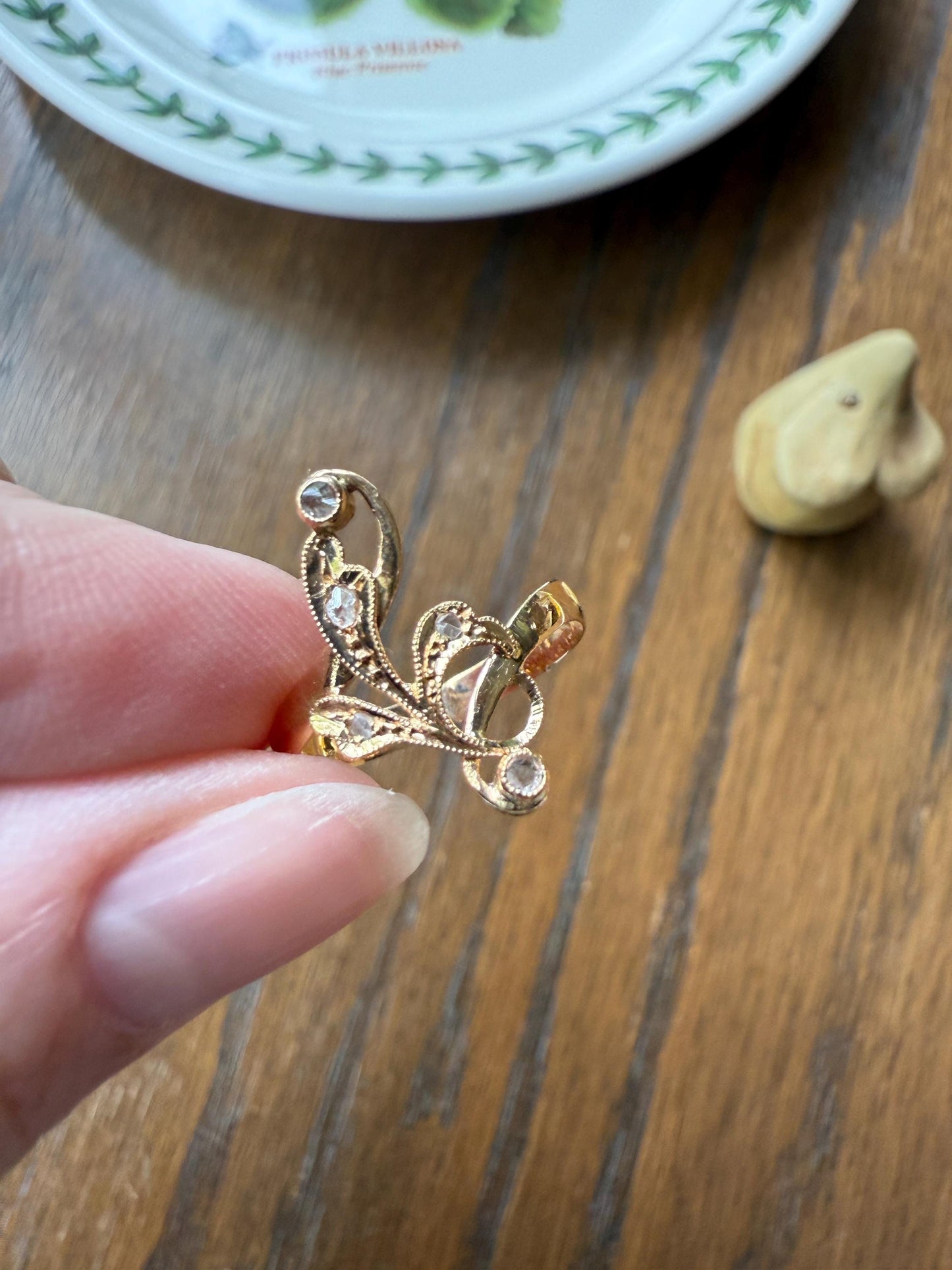 Swirled Ornate Art Nouveau Rose Cut DIAMOND Antique Ring 18k Gold Victorian Beautiful Movement Romantic Gift