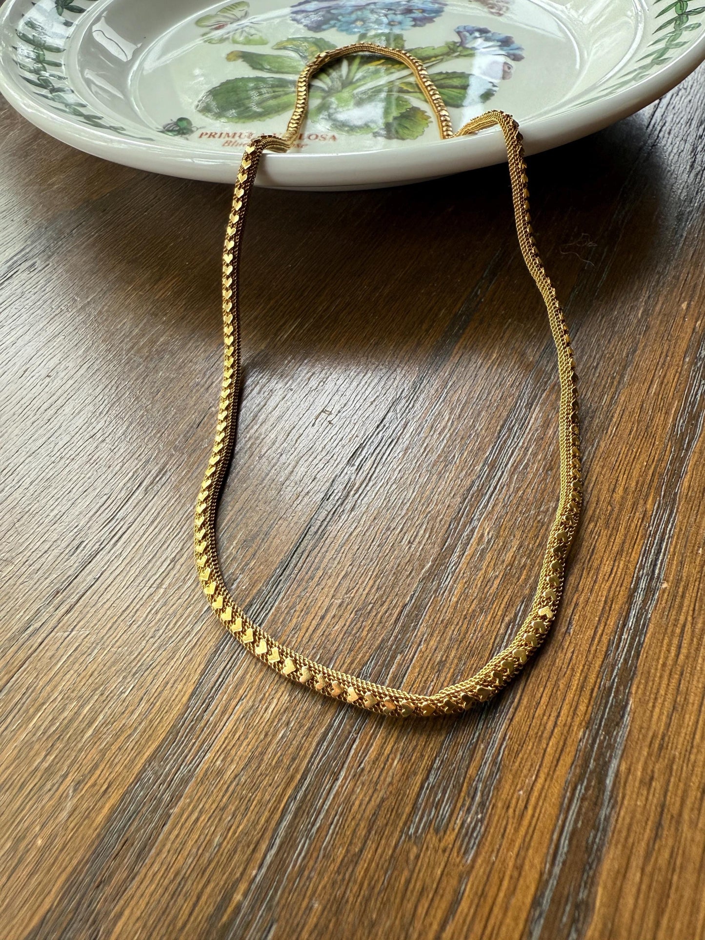 HEARTS Shimmering Applied Figural on Fine Mesh Link Chain French Antique 18g 18k GOLD Solid Tube Book Chain Necklace Wide Neckmess Neckstack