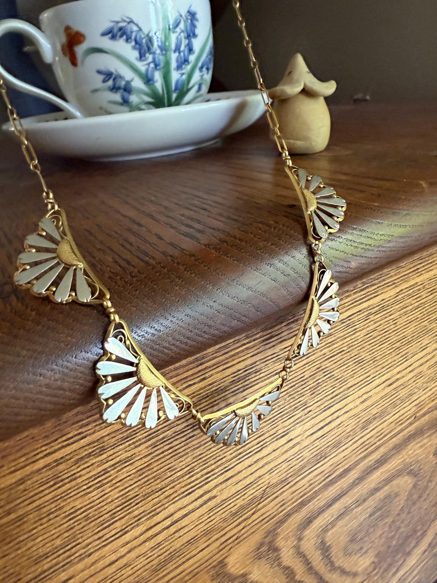 DAISIES French Art Deco Antique 18k Gold Floral Necklace Drapery Chain Collar Flower Pendants Love Gift Bridal Something Old Belle Epoque