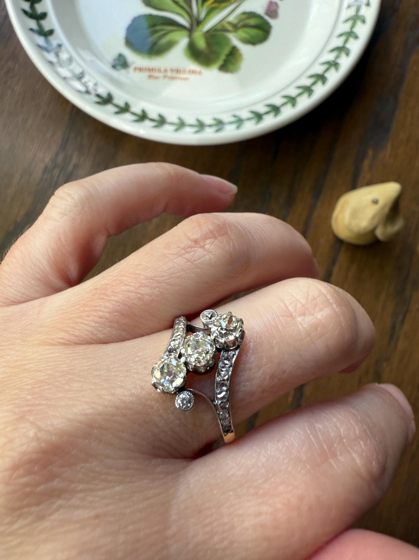 Antique 1.25 Carat Old Mine Cut DIAMOND Three Stone w/ Rose Cut French Ornate Belle Epoque Stacker 18k Gold Platinum Romantic Gift Victorian