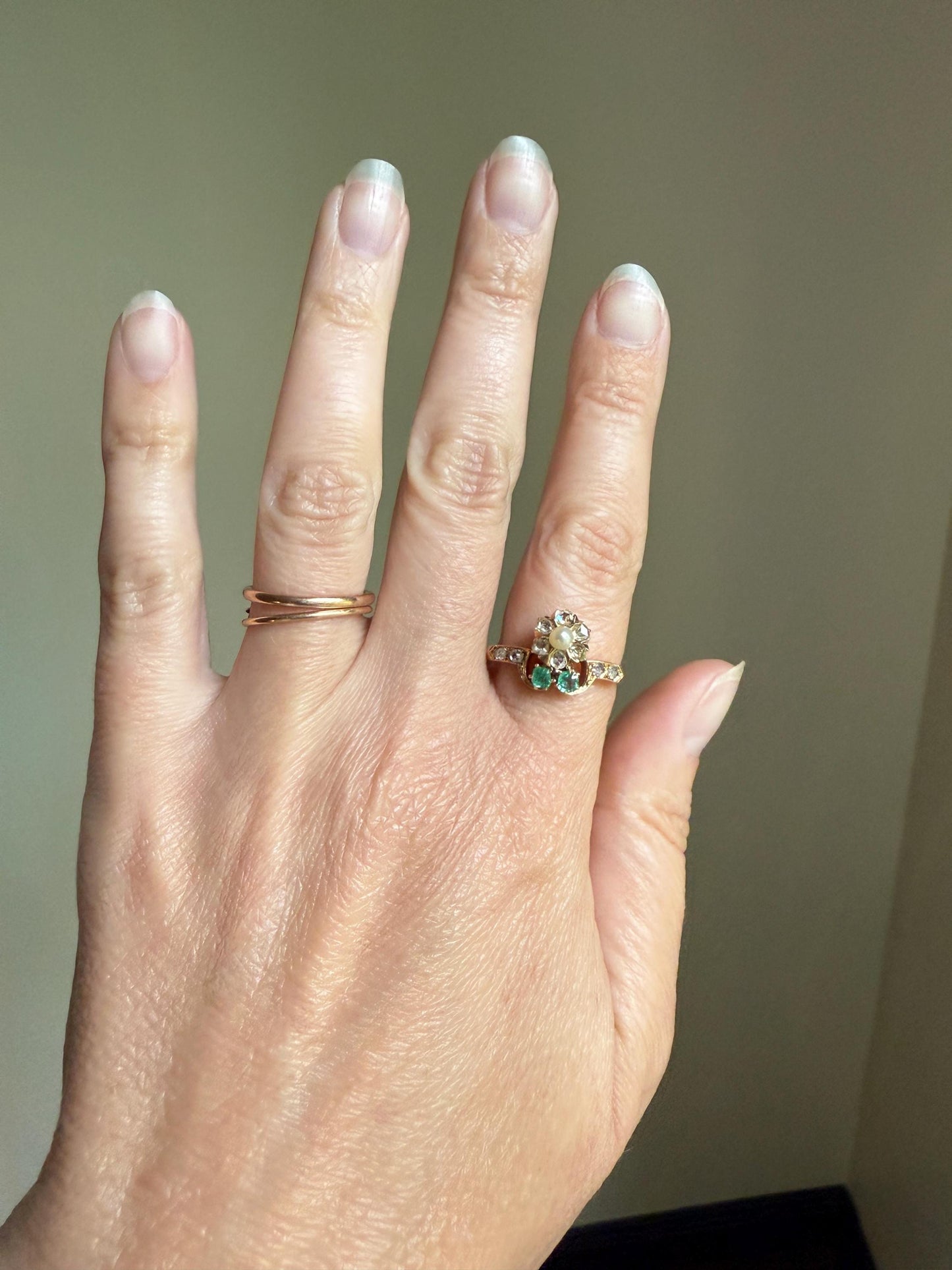 FLORAL Unique Emerald Rose Cut DIAMOND Pearl Figural Ring French Antique 18k Gold Victorian Stacker Green Sparkle Halo Flower Belle Epoque
