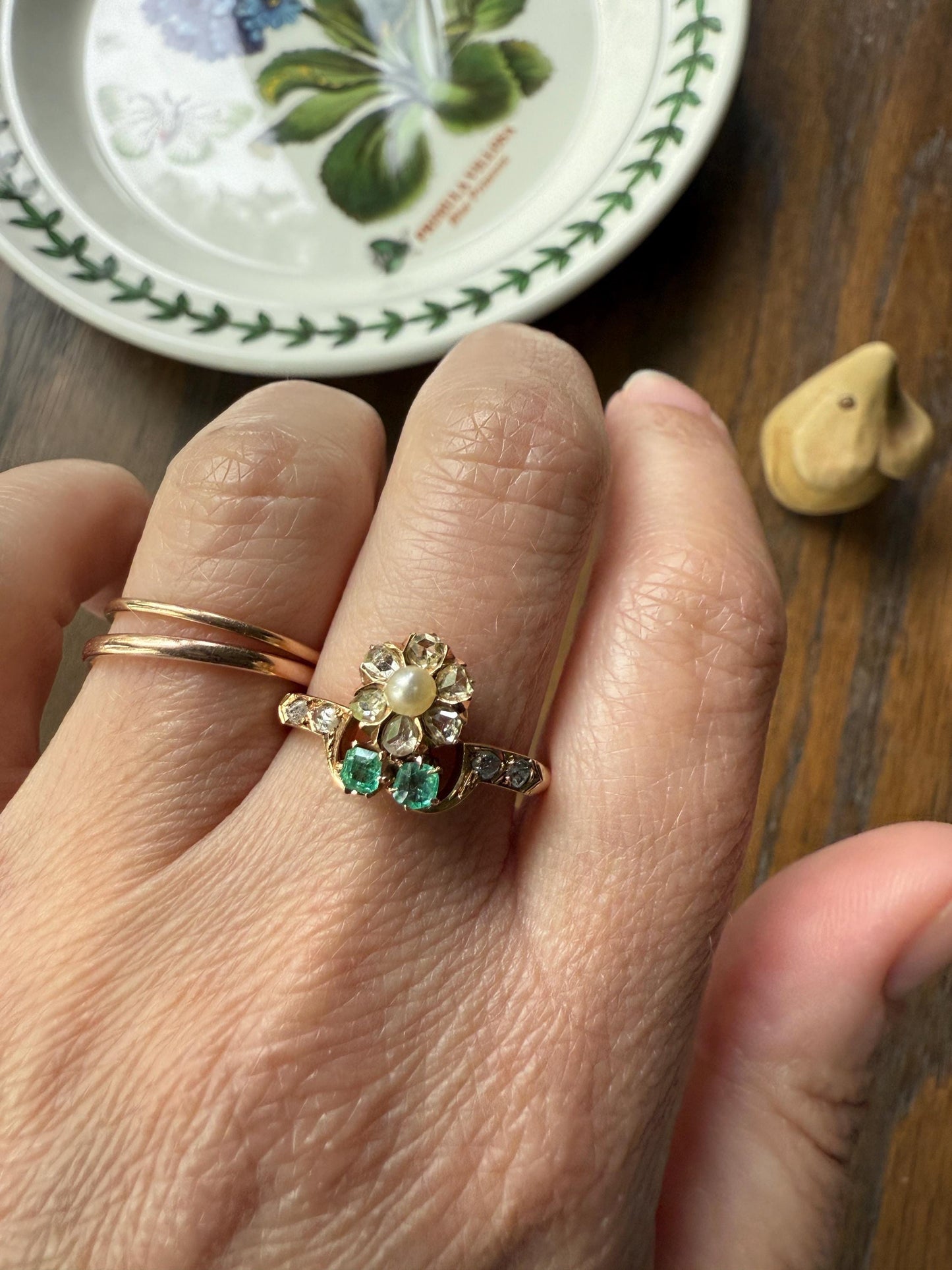 FLORAL Unique Emerald Rose Cut DIAMOND Pearl Figural Ring French Antique 18k Gold Victorian Stacker Green Sparkle Halo Flower Belle Epoque