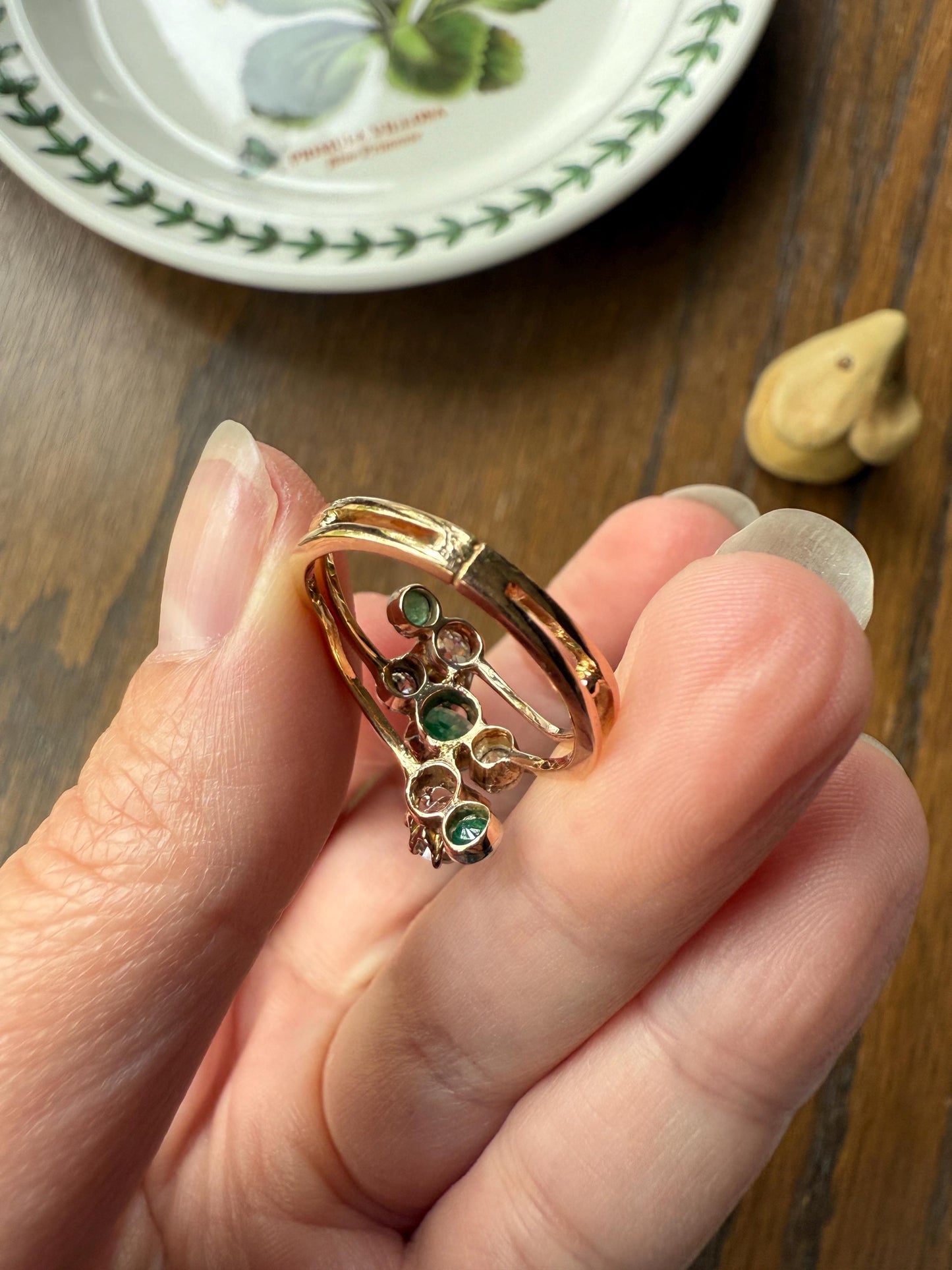 Antique EMERALD 1.4 Carat Old Mine Cut DIAMOND Angled Cluster Ring Chunky White Victorian 18k Gold Two Levels Double Bands Green Gift OMC