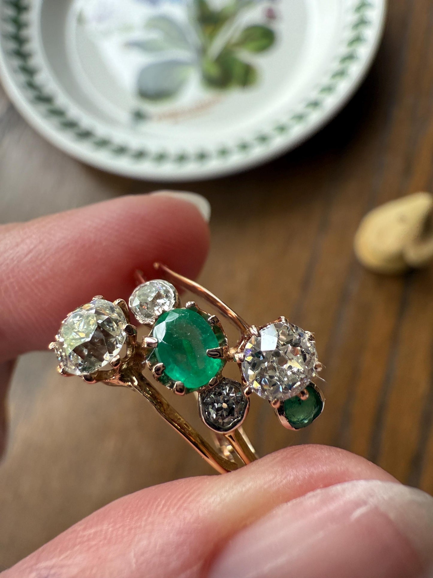 Antique EMERALD 1.4 Carat Old Mine Cut DIAMOND Angled Cluster Ring Chunky White Victorian 18k Gold Two Levels Double Bands Green Gift OMC