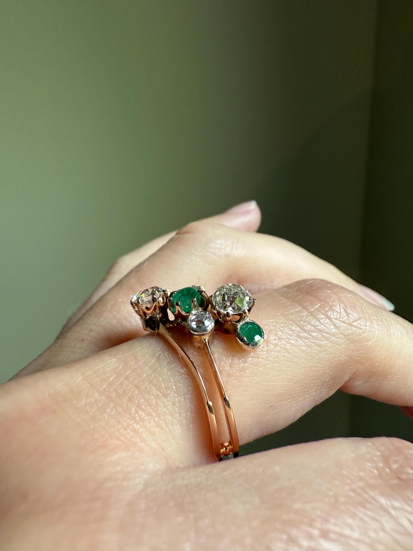 Antique EMERALD 1.4 Carat Old Mine Cut DIAMOND Angled Cluster Ring Chunky White Victorian 18k Gold Two Levels Double Bands Green Gift OMC