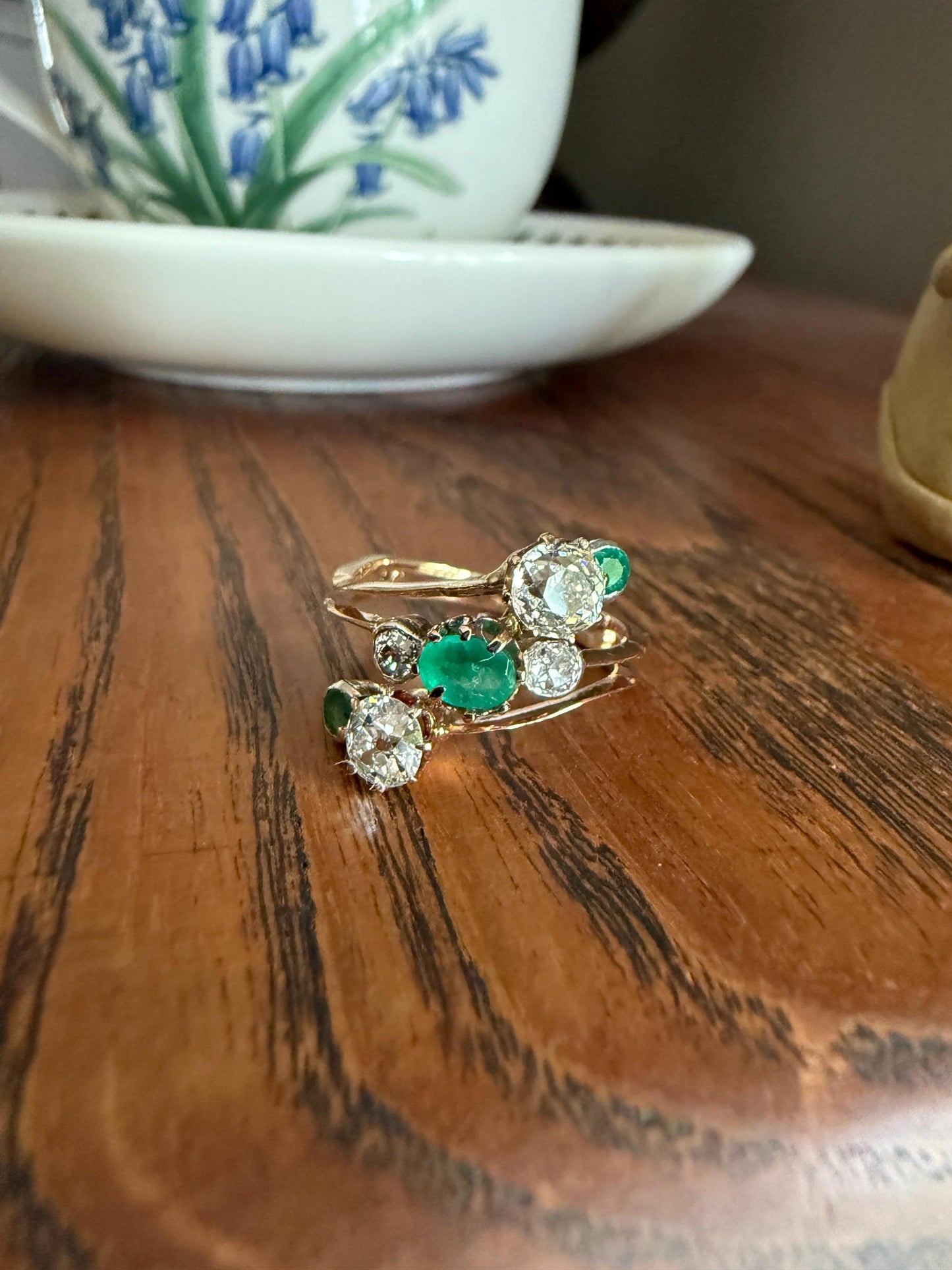 Antique EMERALD 1.4 Carat Old Mine Cut DIAMOND Angled Cluster Ring Chunky White Victorian 18k Gold Two Levels Double Bands Green Gift OMC