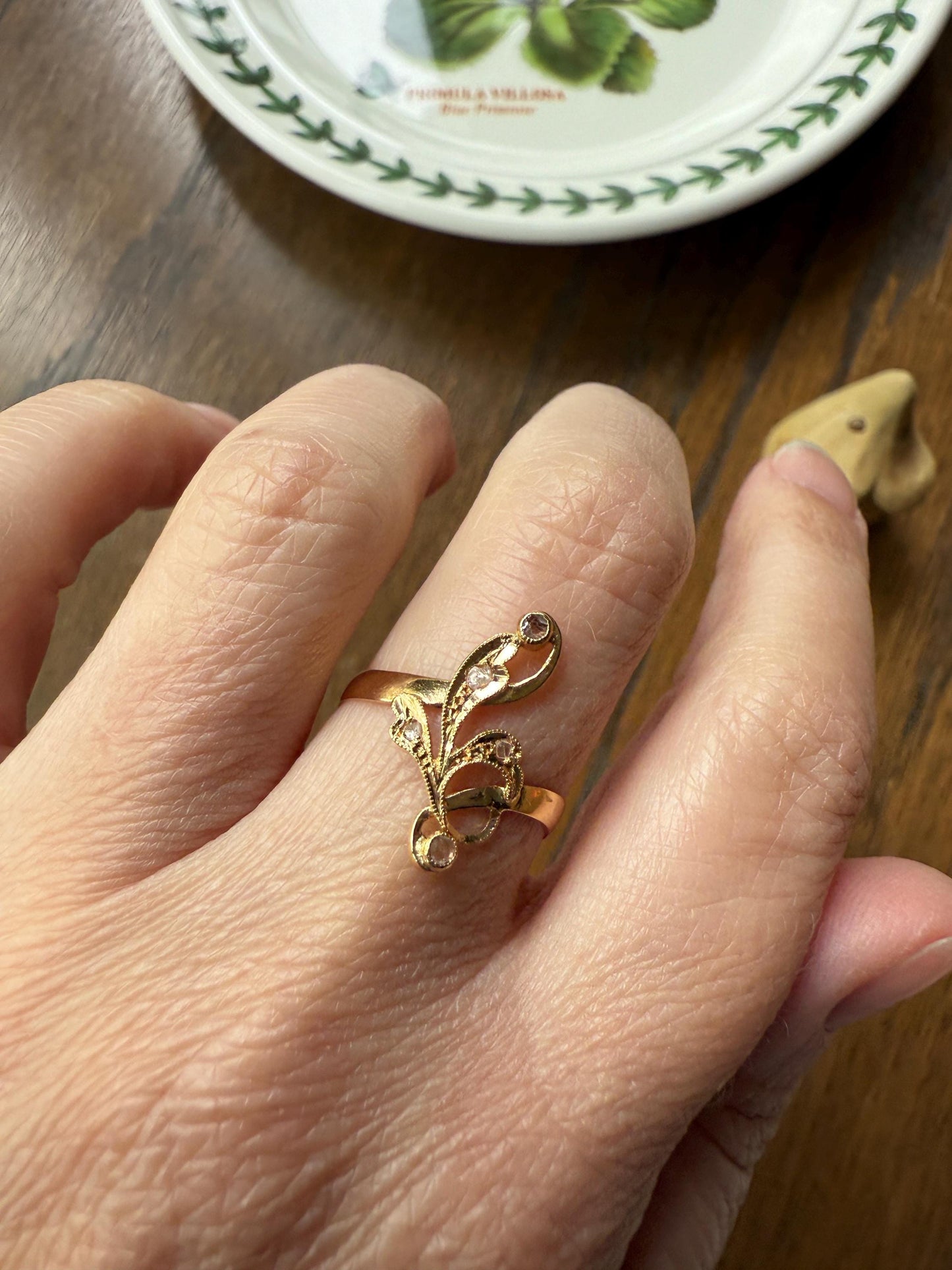 Swirled Ornate Art Nouveau Rose Cut DIAMOND Antique Ring 18k Gold Victorian Beautiful Movement Romantic Gift