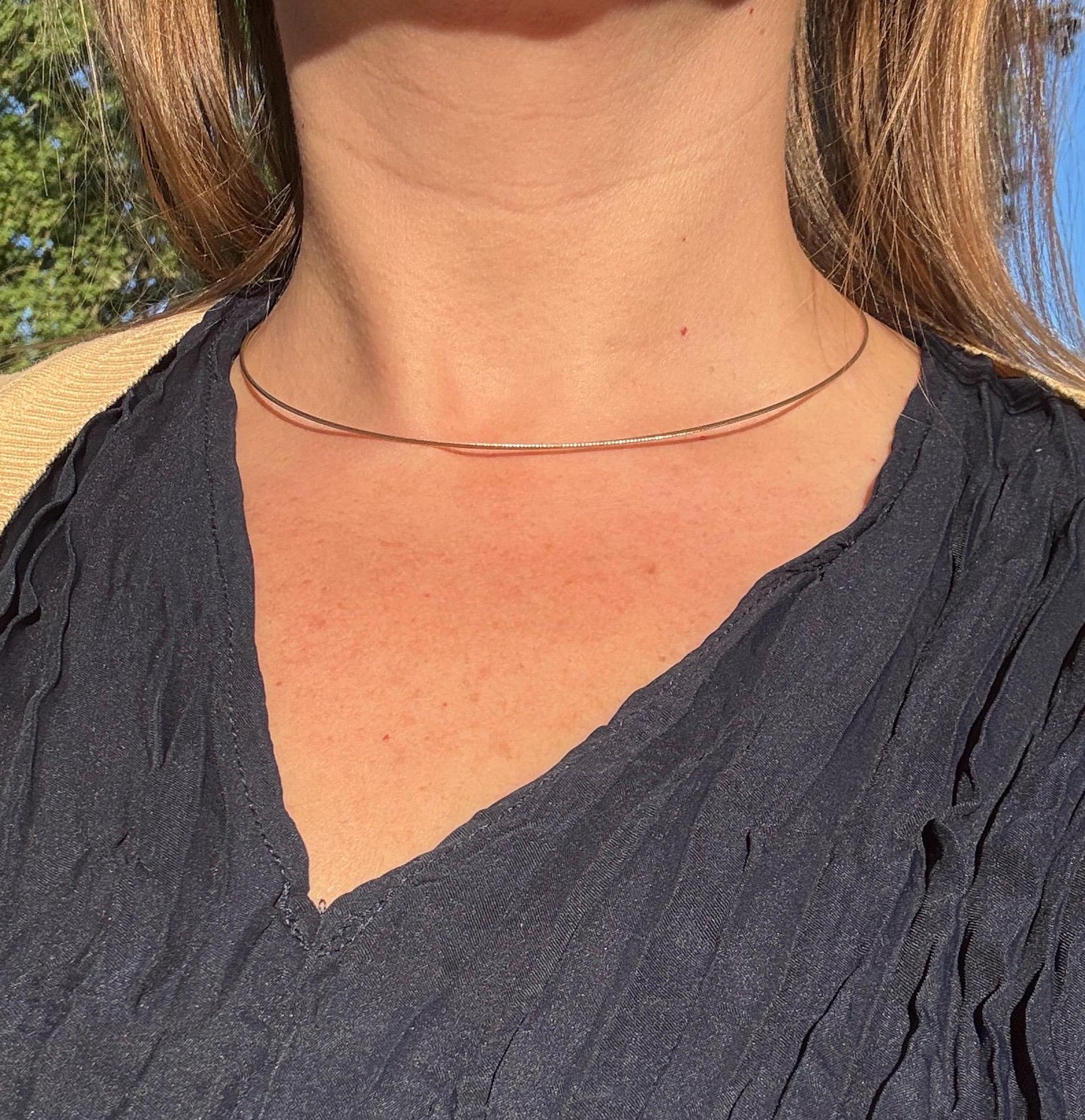 Vintage Minimalist Skinny 14k Gold Wire Chain Necklace Layering Short Choker Collar Linear Hoop Neckmess Neckstack Skinniest