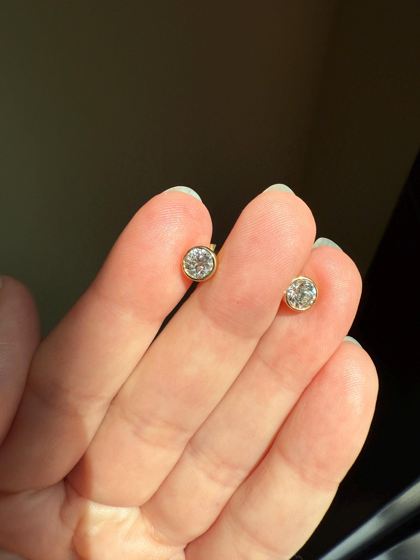 Eye Clean! Bezel Set Old Mine Cut 1 Carat Tdw DIAMOND Stud Earrings 18k GOLD Fiery Antique Stones Bridal Something Old Minimalist 1ctw OMC