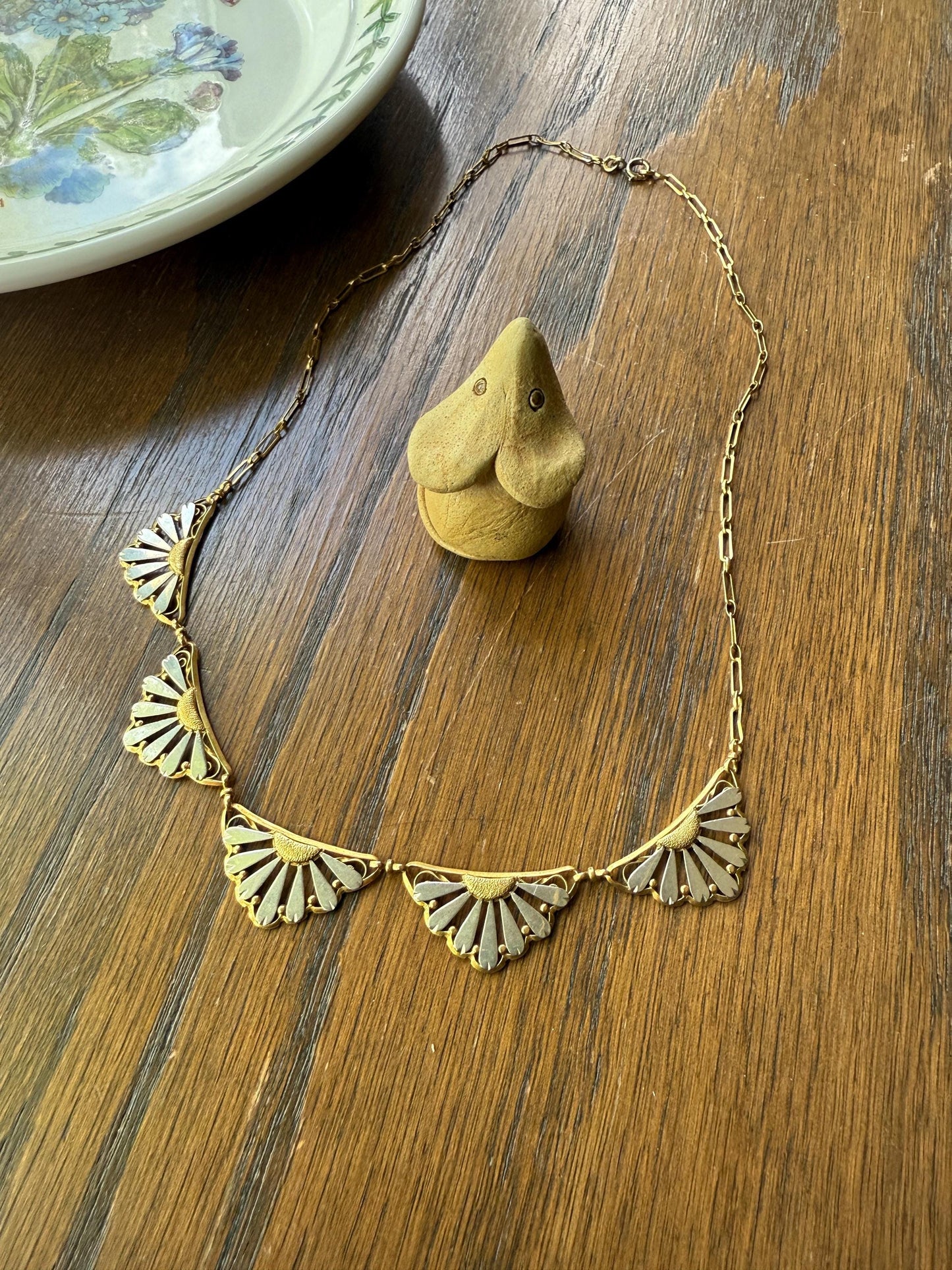 DAISIES French Art Deco Antique 18k Gold Floral Necklace Drapery Chain Collar Flower Pendants Love Gift Bridal Something Old Belle Epoque