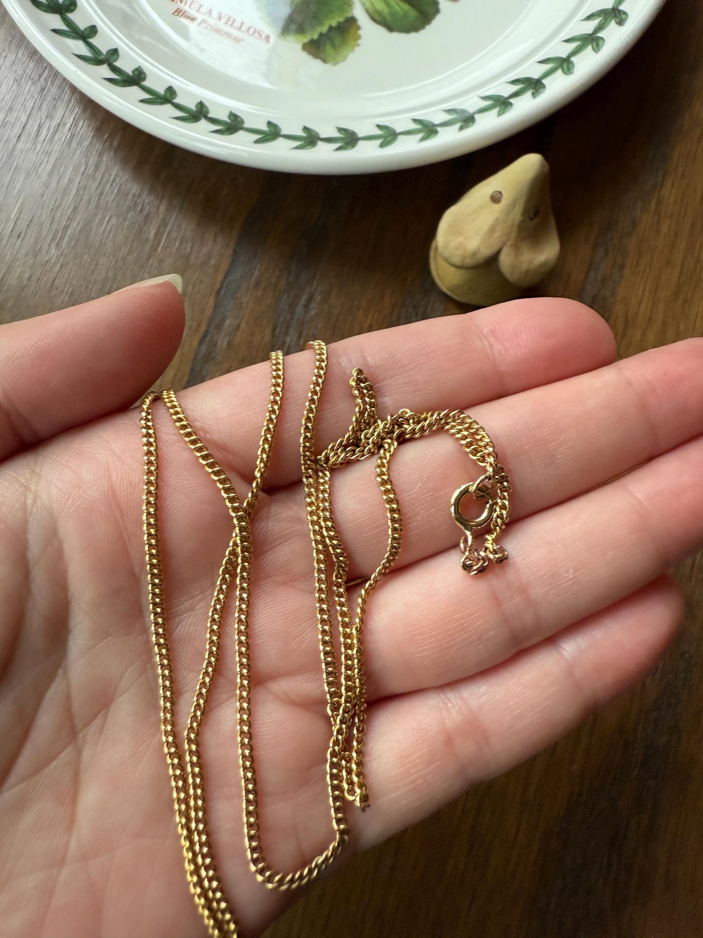 The Perfect Chain? Vintage 6.6g 10k Gold Solid Necklace Pendant Holder 1.8mm Gauge Small Curb Link 24 Inches Long