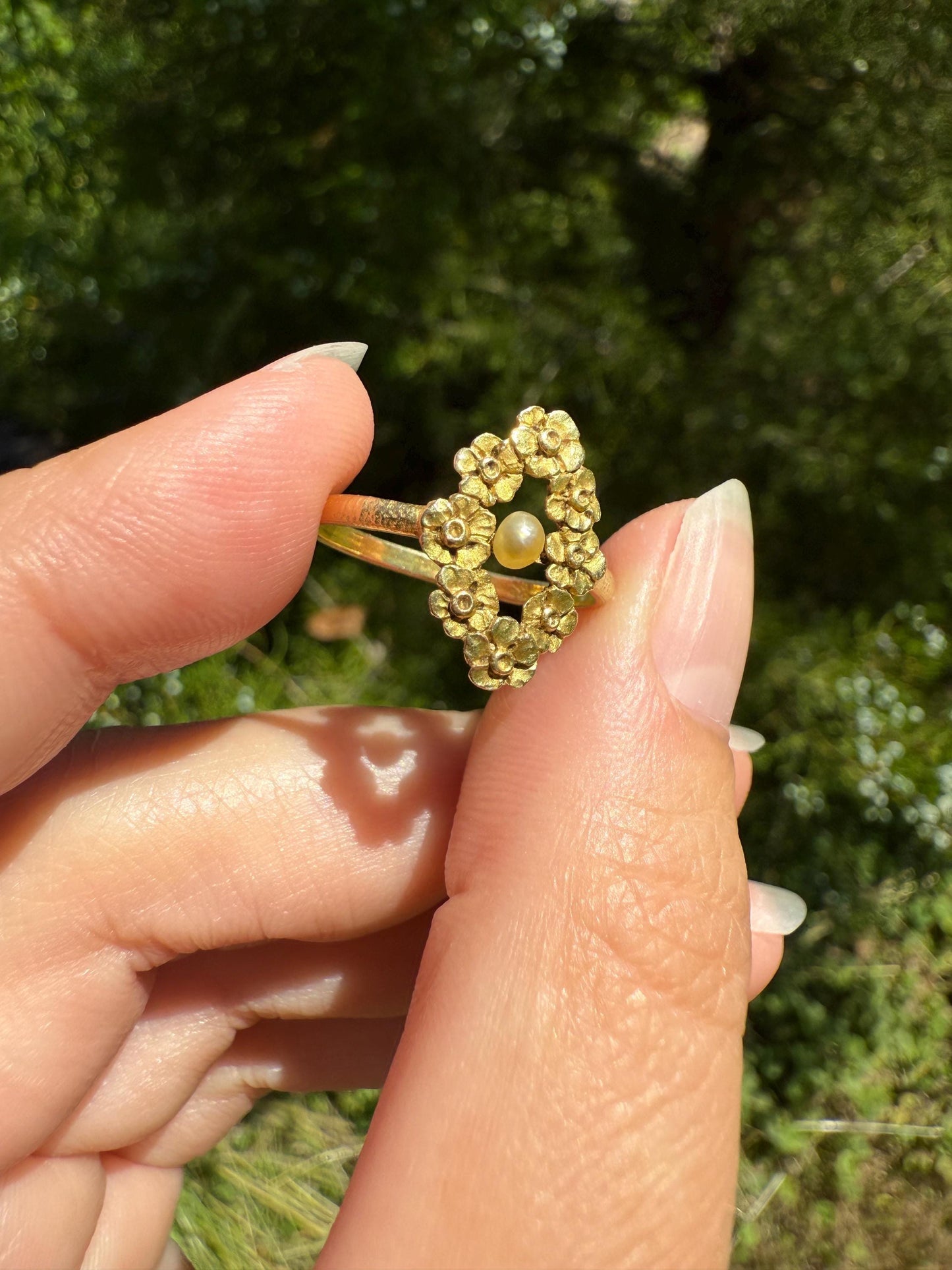 FORGET Me NOT Garland Halo French Figural Floral Antique Ring 18k Gold Belle Epoque Art Nouveau Pearl Ringstack Ornate Lifelike Love Gift
