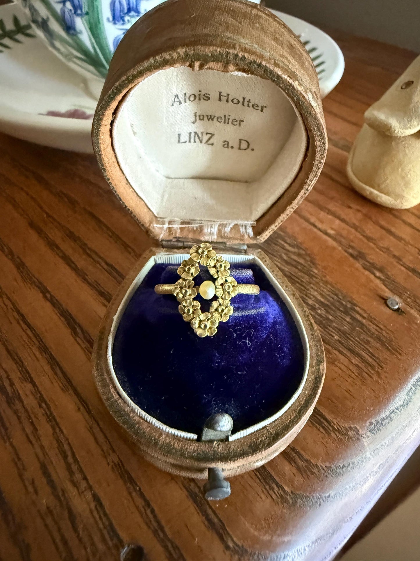 FORGET Me NOT Garland Halo French Figural Floral Antique Ring 18k Gold Belle Epoque Art Nouveau Pearl Ringstack Ornate Lifelike Love Gift