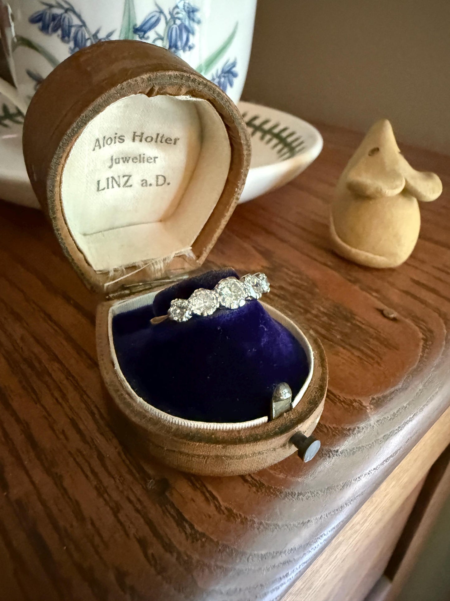 FIVE STONE Antique 1.3 Carat Transitional & Old Mine Cut DIAMOND Ring Stackable Band 18k Gold Platinum Art Deco Tall Spayed Prong Set 1 1/3