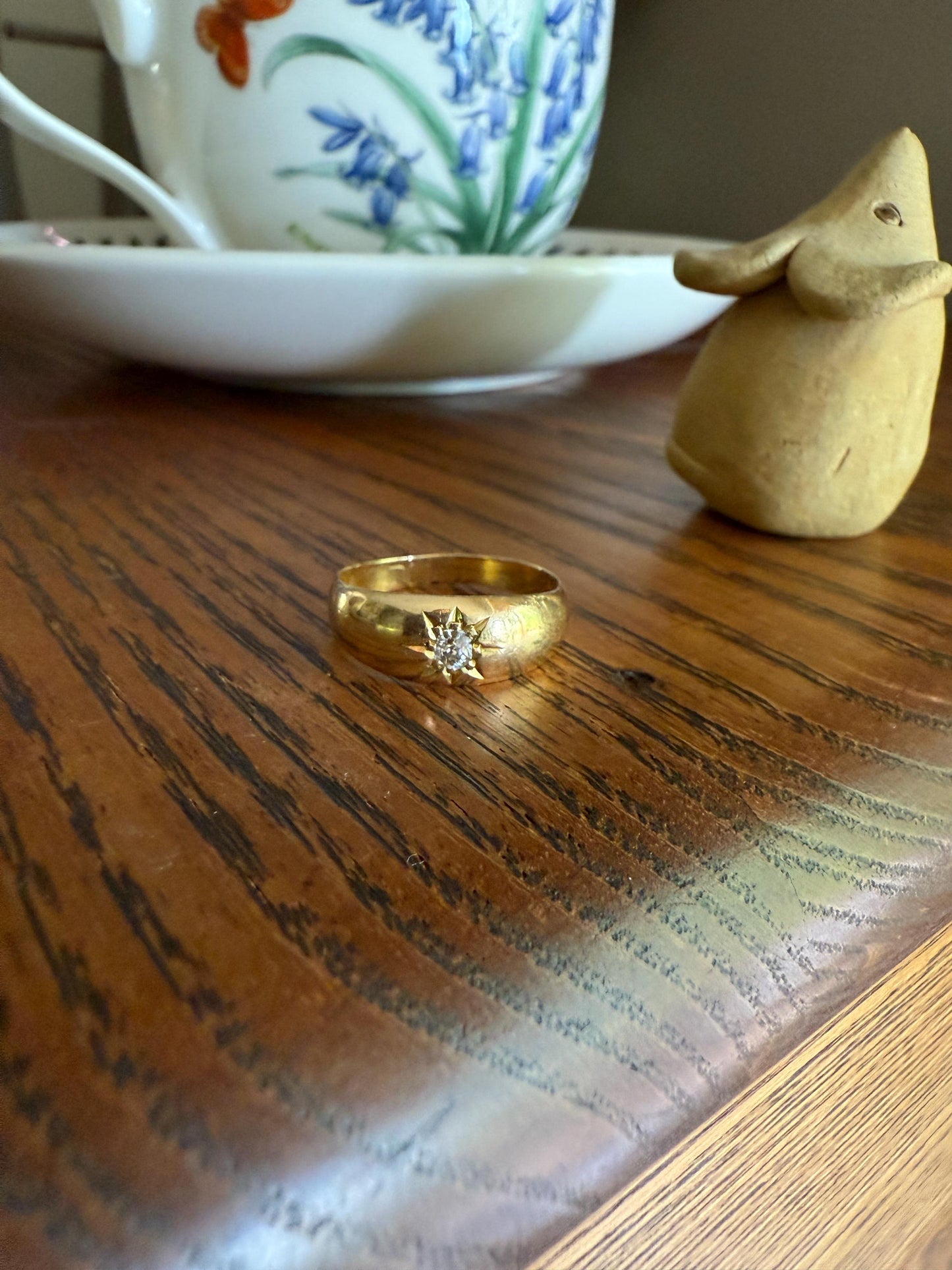 STAR Bezel Old Mine Cut Diamond Gypsy Ring 18k Gold VICTORIAN Chunky Band Unisex Stacker Man or Woman Unique Gift Glowing Celestial Staple