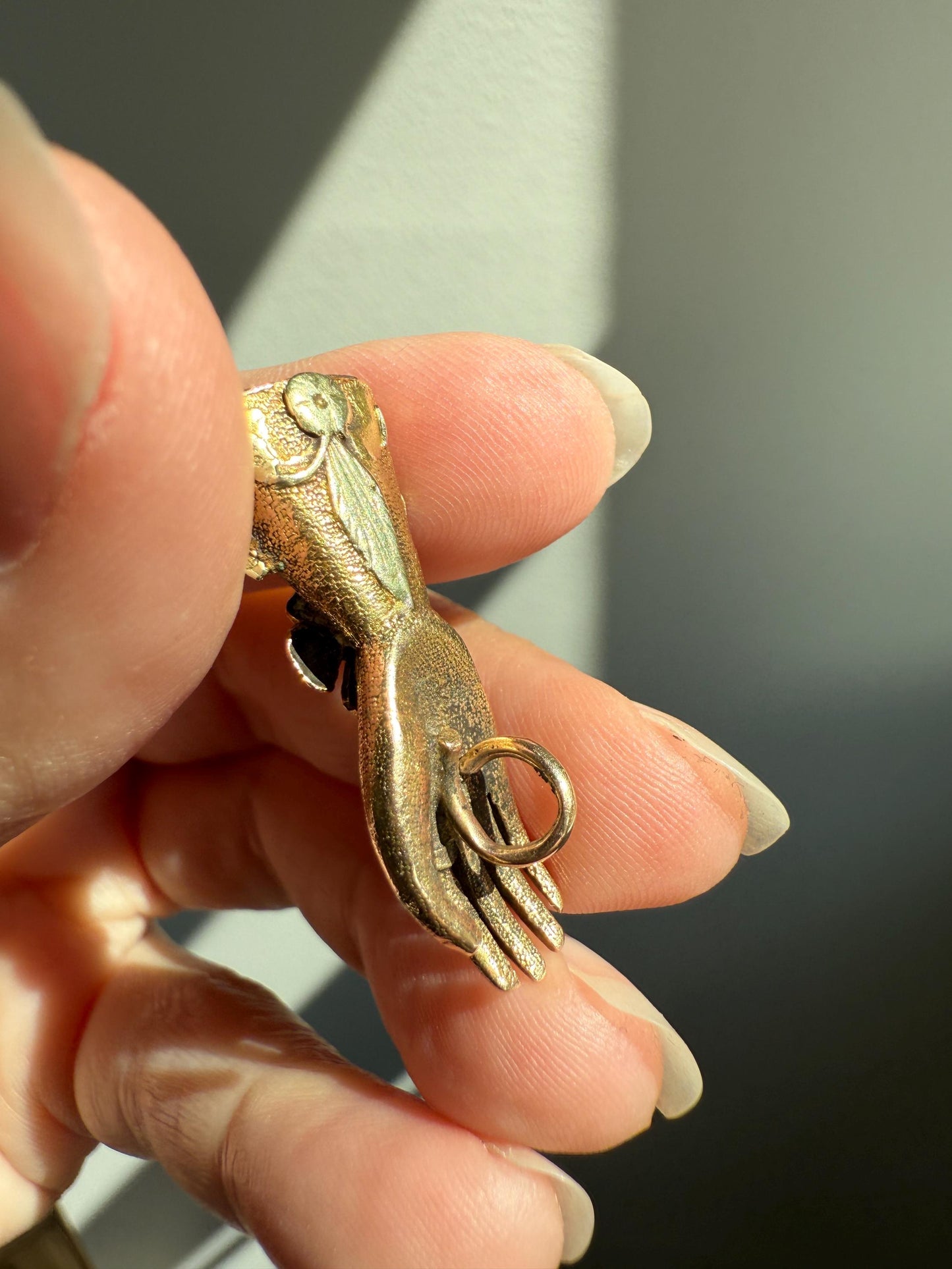HAND Antique 6.7g 14k Colored Gold Floral Leaf Vine Large Sturdy Figural Pendant with Ruby Ring Lifelike 3D Georgian Victorian Romantic Gift
