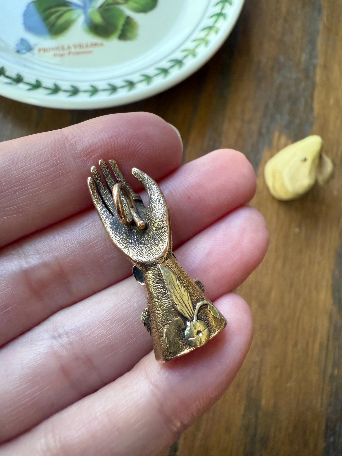 HAND Antique 6.7g 14k Colored Gold Floral Leaf Vine Large Sturdy Figural Pendant with Ruby Ring Lifelike 3D Georgian Victorian Romantic Gift