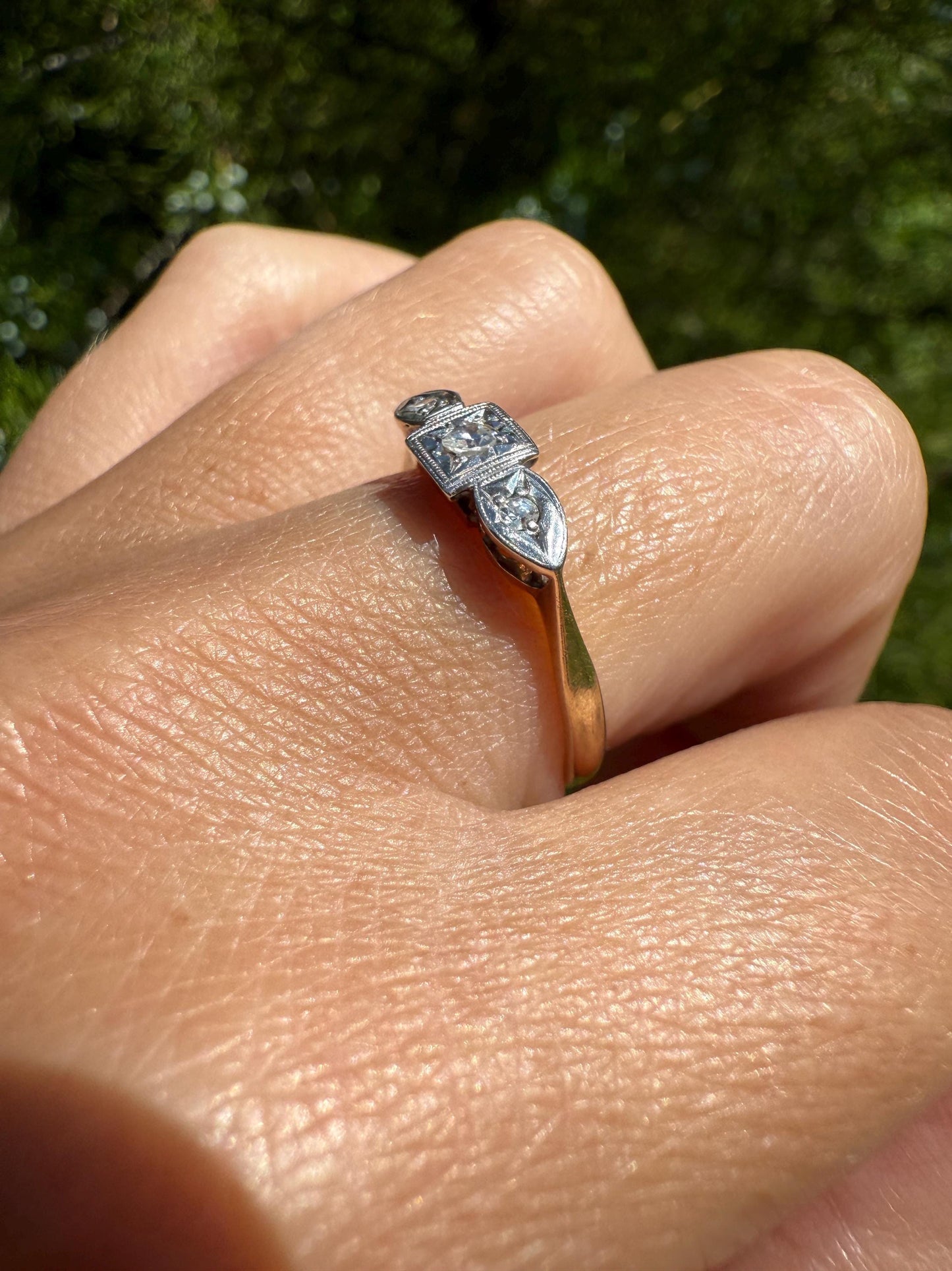 Three Stone Diamond Starburst Bezel Antique Art Deco Skinny Wedding Band 9k Gold Platinum Solid Stacker Ring Single Cut Dainty Engagement