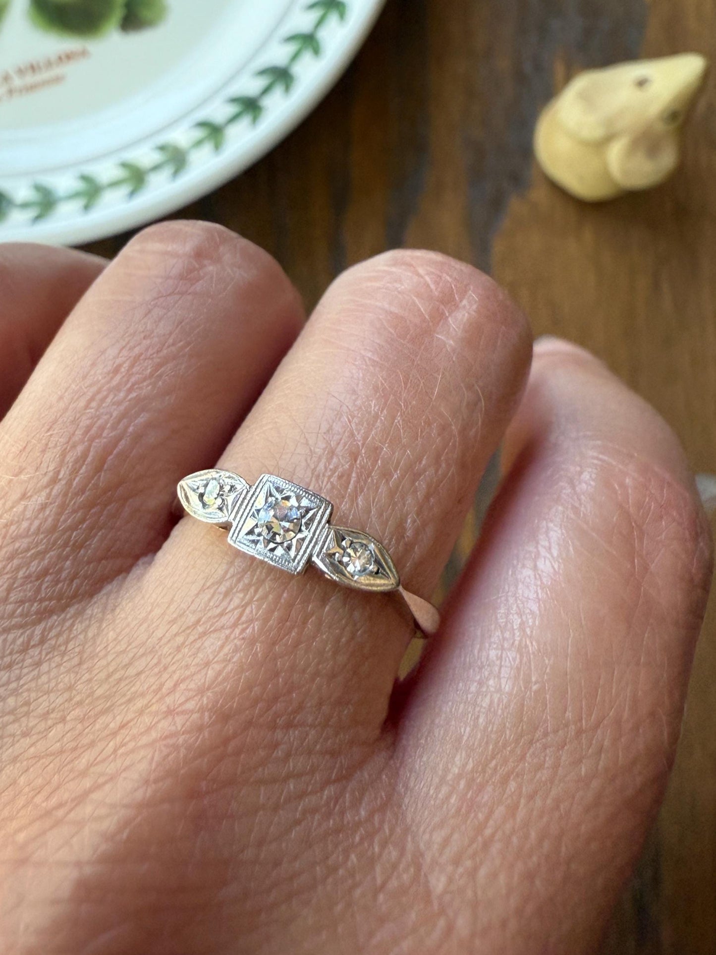 Three Stone Diamond Starburst Bezel Antique Art Deco Skinny Wedding Band 9k Gold Platinum Solid Stacker Ring Single Cut Dainty Engagement