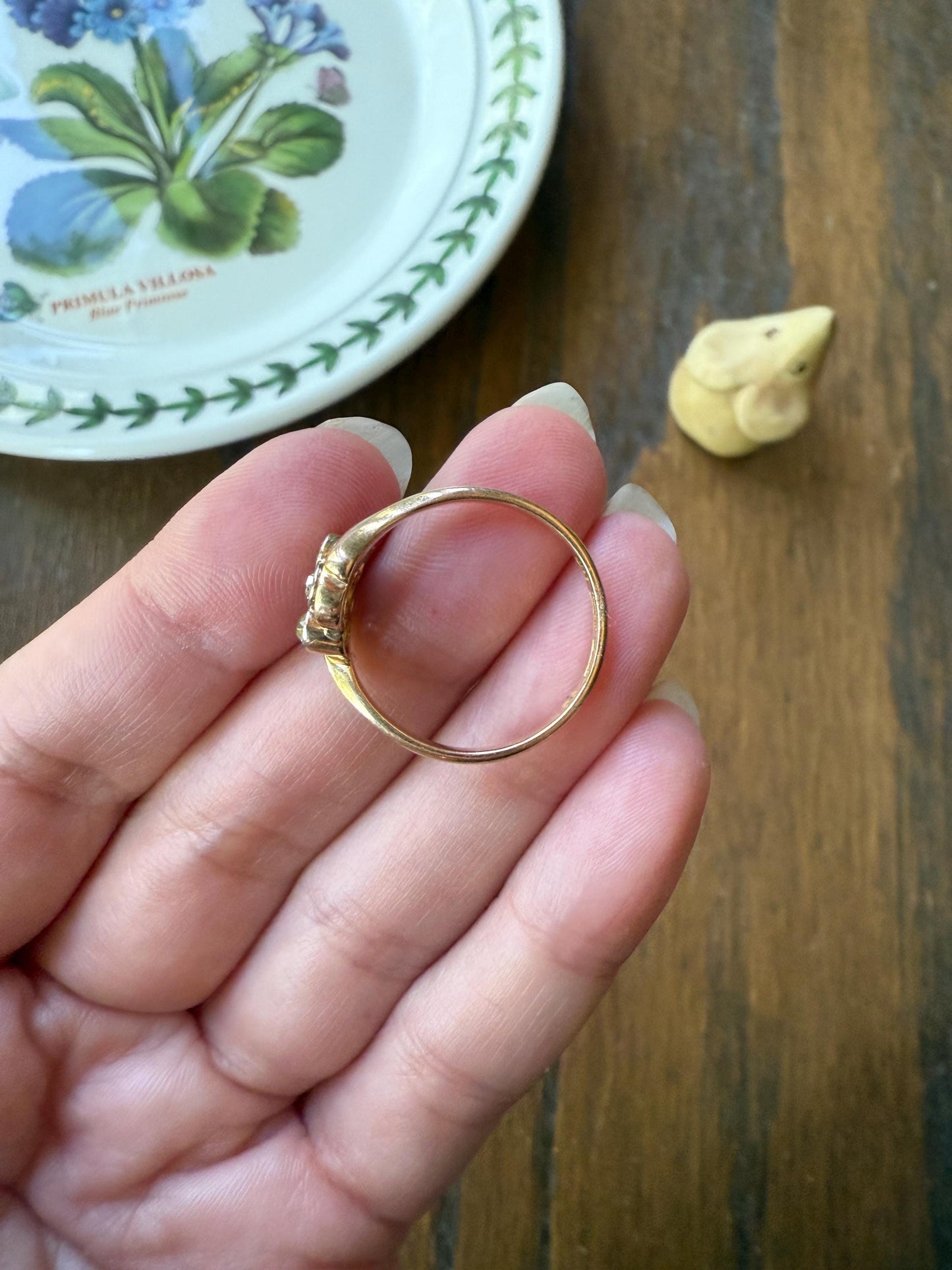 CHAMPAGNE Pale Yellow Light Brown Old Mine & Brilliant Cut Diamond Antique Quatrefoil Ring 18k Gold Ornate Bypass Swirl Four Stone Stacker