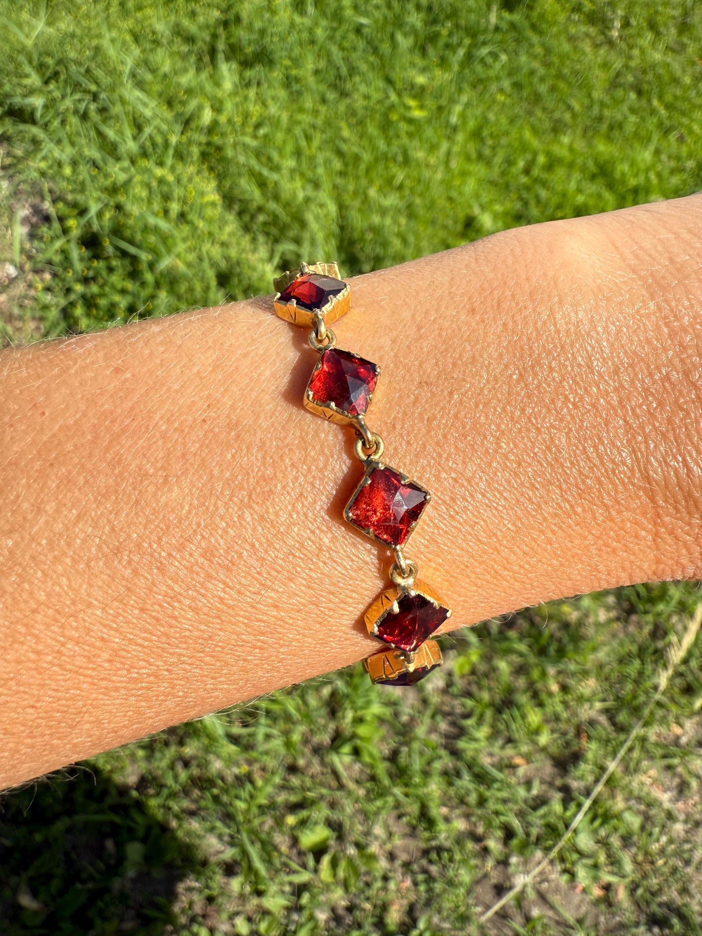 Vintage French Perpignan GARNET Riviere Eternity Bracelet 18k Gold Unique Square Bezel Set Rose Cut Closed Back Glowing Red Riviera