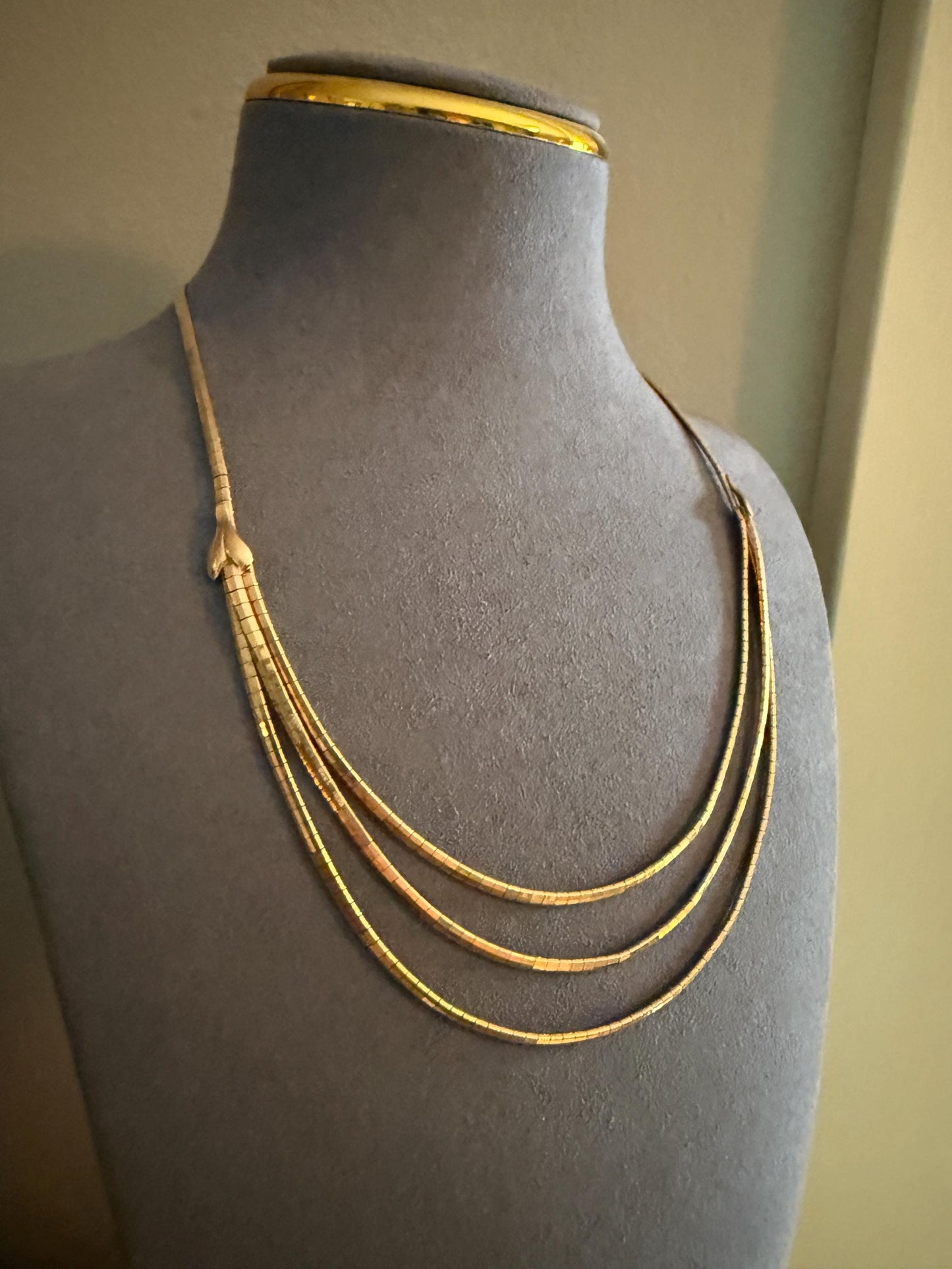 HEAVY 28g 18k Gold Solid Vintage Triple Strand Shimmering Liquid Chain Whale Tale Crocus Flower Ornament Snake Link Drapery Necklace Glowing
