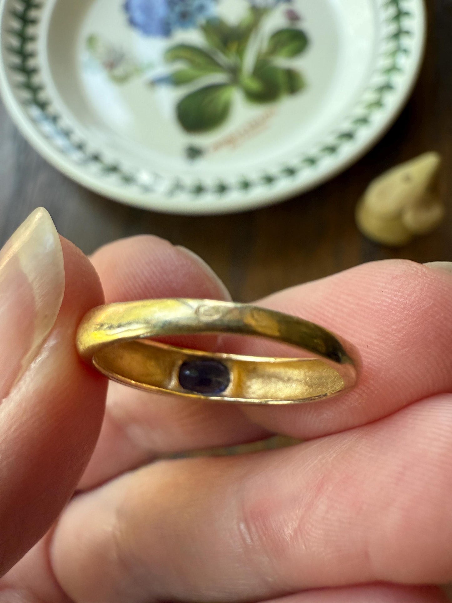 SAPPHIRE Vintage 4.3mm Gypsy Ring 18k Gold French Domed Skinny Band Solitaire Blue Stacker East West Oval Line Romantic Gift