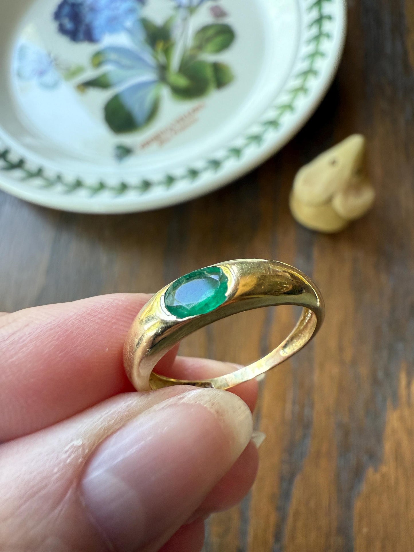 EMERALD Vintage 4.3mm Gypsy Ring 18k Gold French Domed Skinny Band Solitaire Green Stacker East West Oval Line Romantic Gift