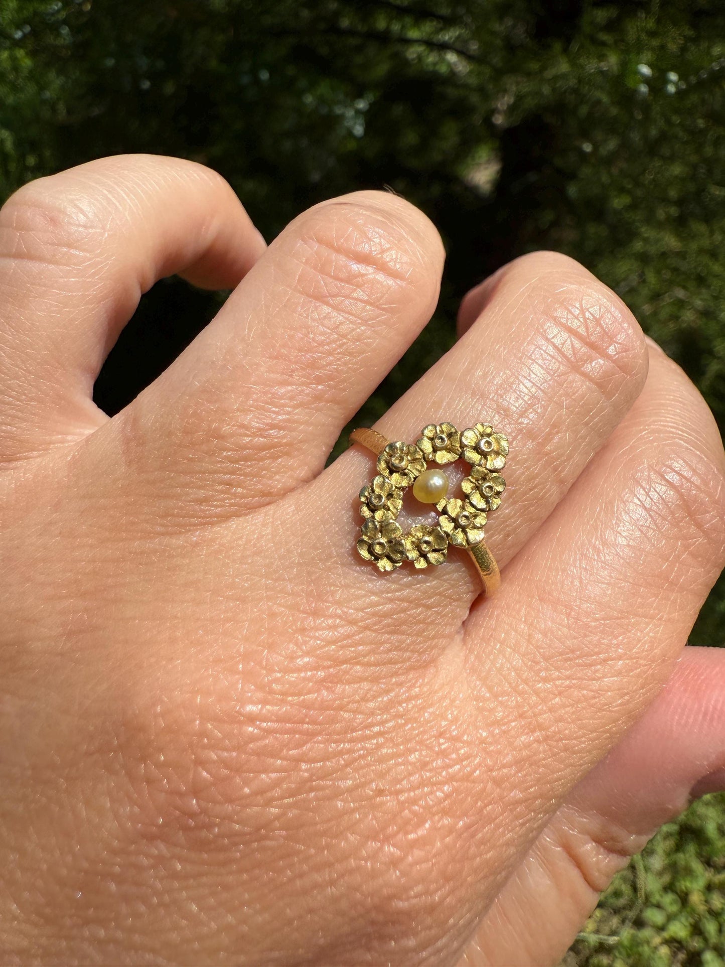 FORGET Me NOT Garland Halo French Figural Floral Antique Ring 18k Gold Belle Epoque Art Nouveau Pearl Ringstack Ornate Lifelike Love Gift