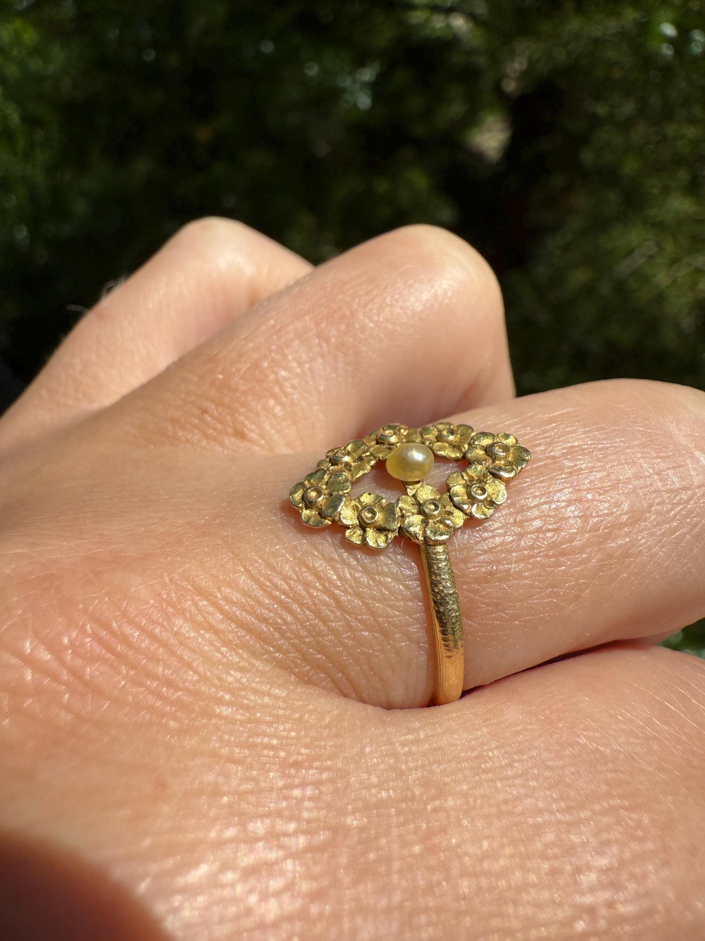 FORGET Me NOT Garland Halo French Figural Floral Antique Ring 18k Gold Belle Epoque Art Nouveau Pearl Ringstack Ornate Lifelike Love Gift