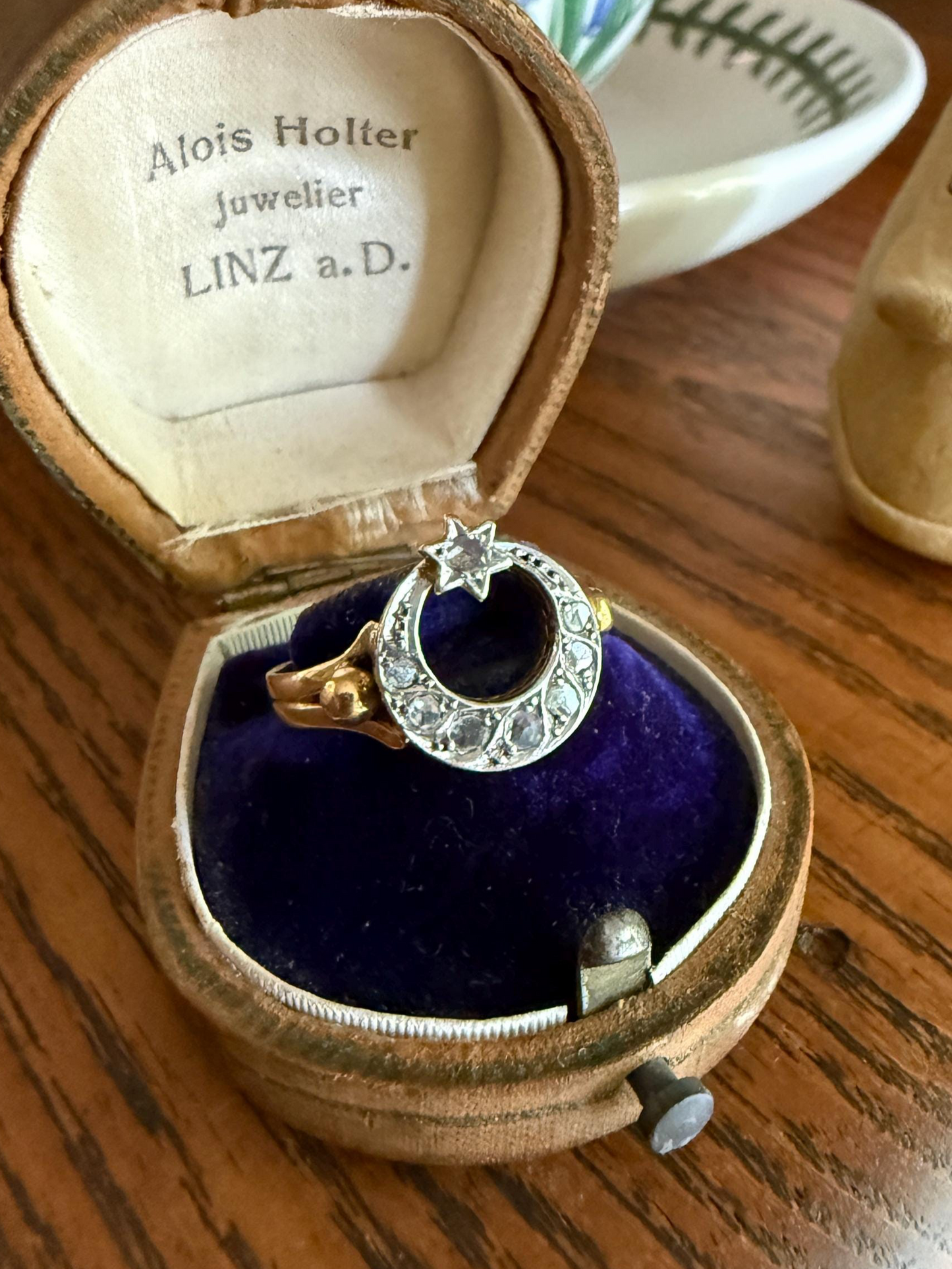 Antique Crescent MOON and STAR Rose Cut DIAMOND Ring Victorian 18k Gold Ball Rivet Bead Figural