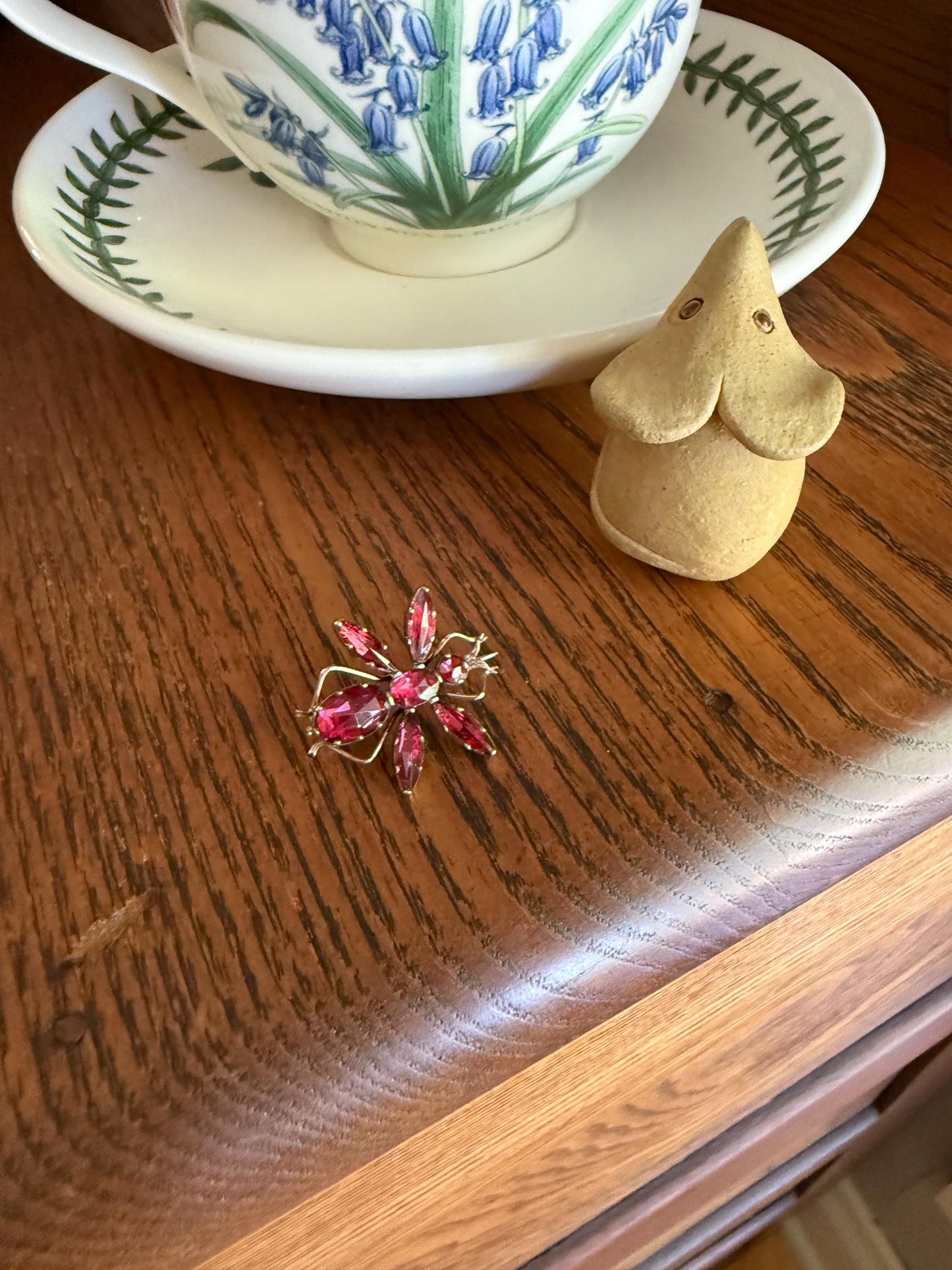 ANTIQUE Perpignan GARNET Bee or Fly Bug Large Scale 18k Brooch Pin for Pendant Conversion. Victorian French Belle Epoque Pink Red Glow