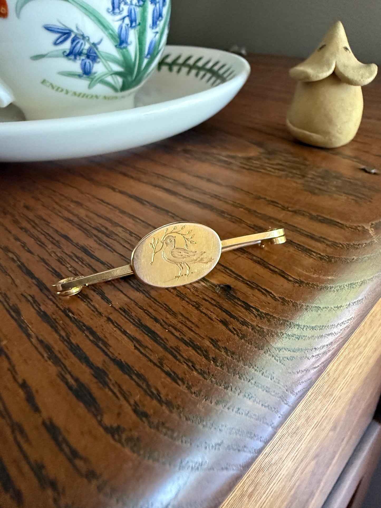 DOVE of Peace Bird Olive Branch Antique Victorian Hand Engraved Safety Pin Extender Connector Charm Holder 9k Gold Animal Jewelry Oval
