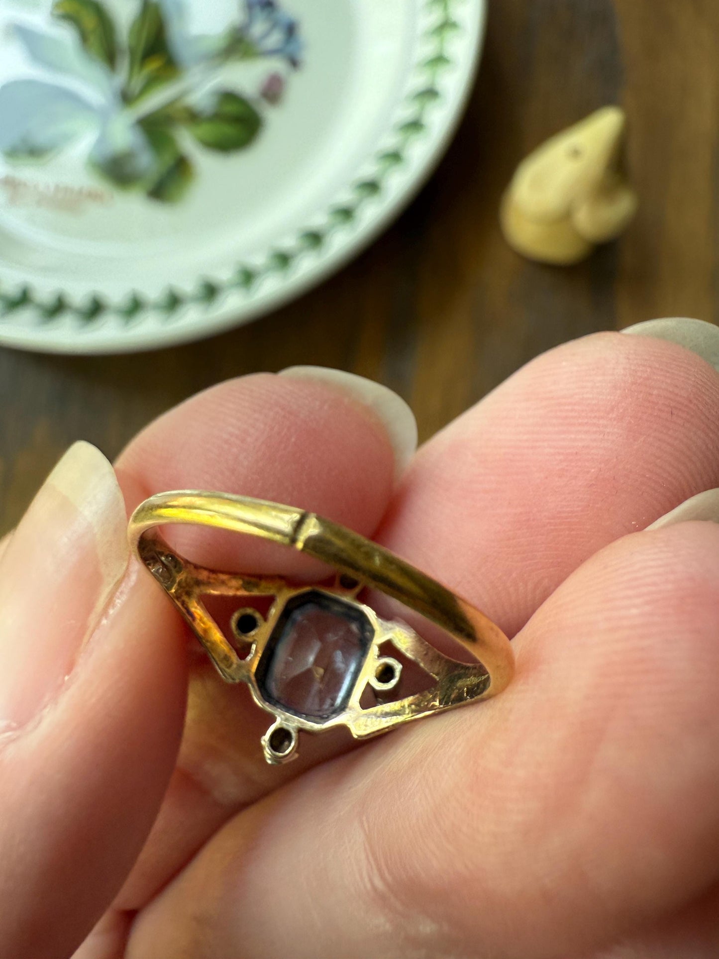 Cruciform ANTIQUE Pale Blue Spinel Ring 18k Gold Floral Illusion Setting Geometric Stacker Cushion Cut