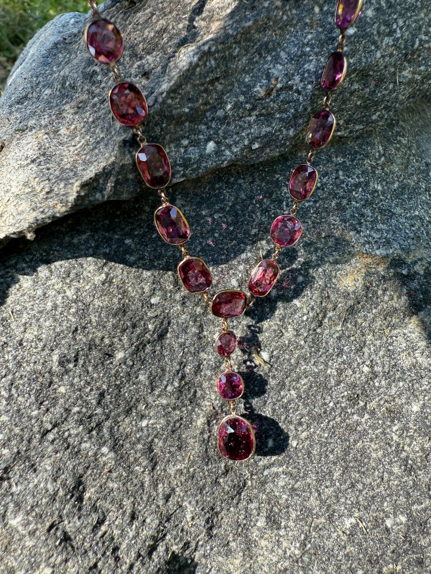 Antique 36 GARNET Riviera Station Chain 10k GOLD Berry Purple Pink Chunky Lariat Y Necklace Romantic Gift Neckmess Neckstack Collar